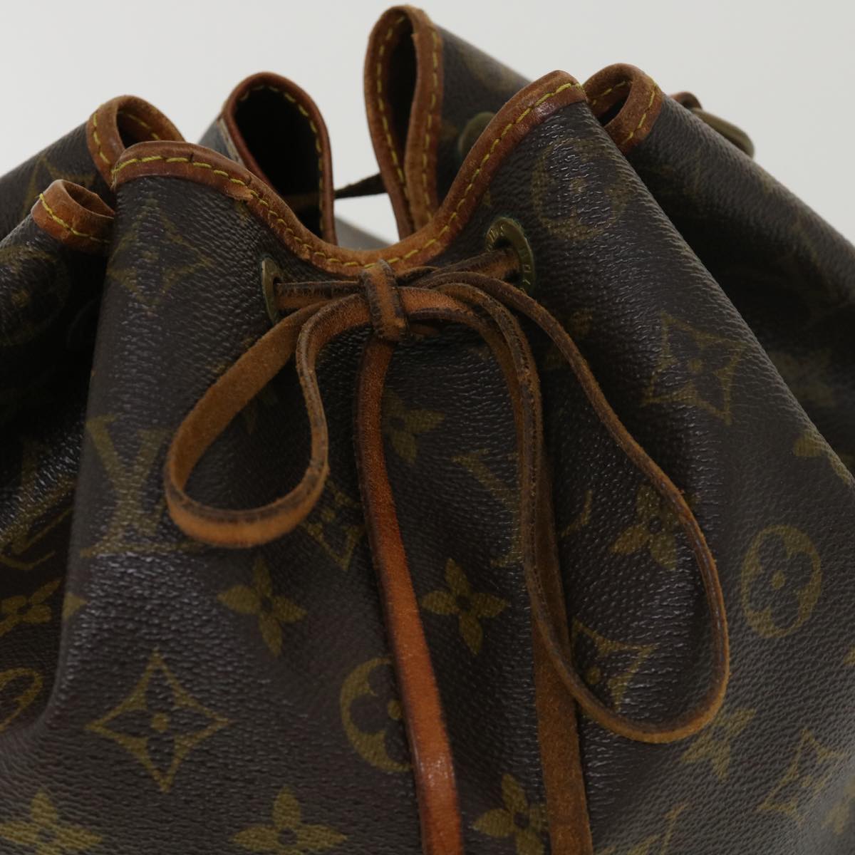 LOUIS VUITTON Monogram Noe Shoulder Bag M42224 LV Auth 39101