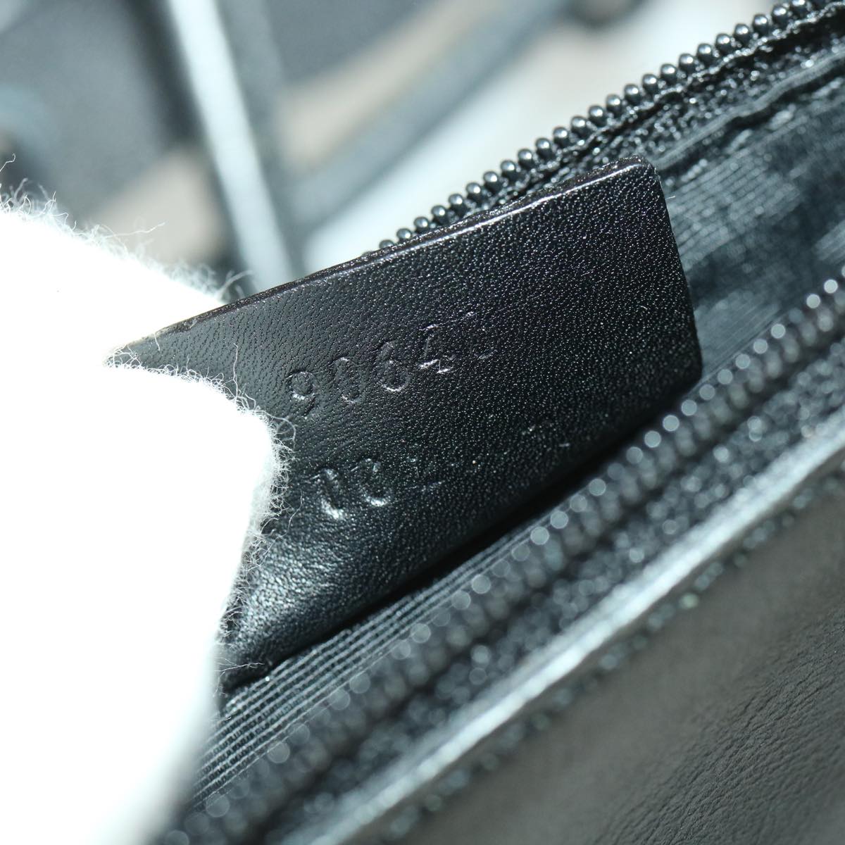 GUCCI GG Canvas Shoulder Bag Black 90640 002404 Auth 39133