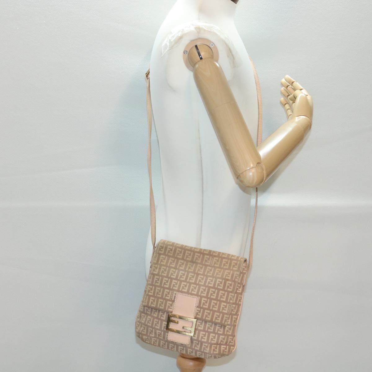 FENDI Zucchino Canvas Mamma Baguette Shoulder Bag Beige Auth 39139