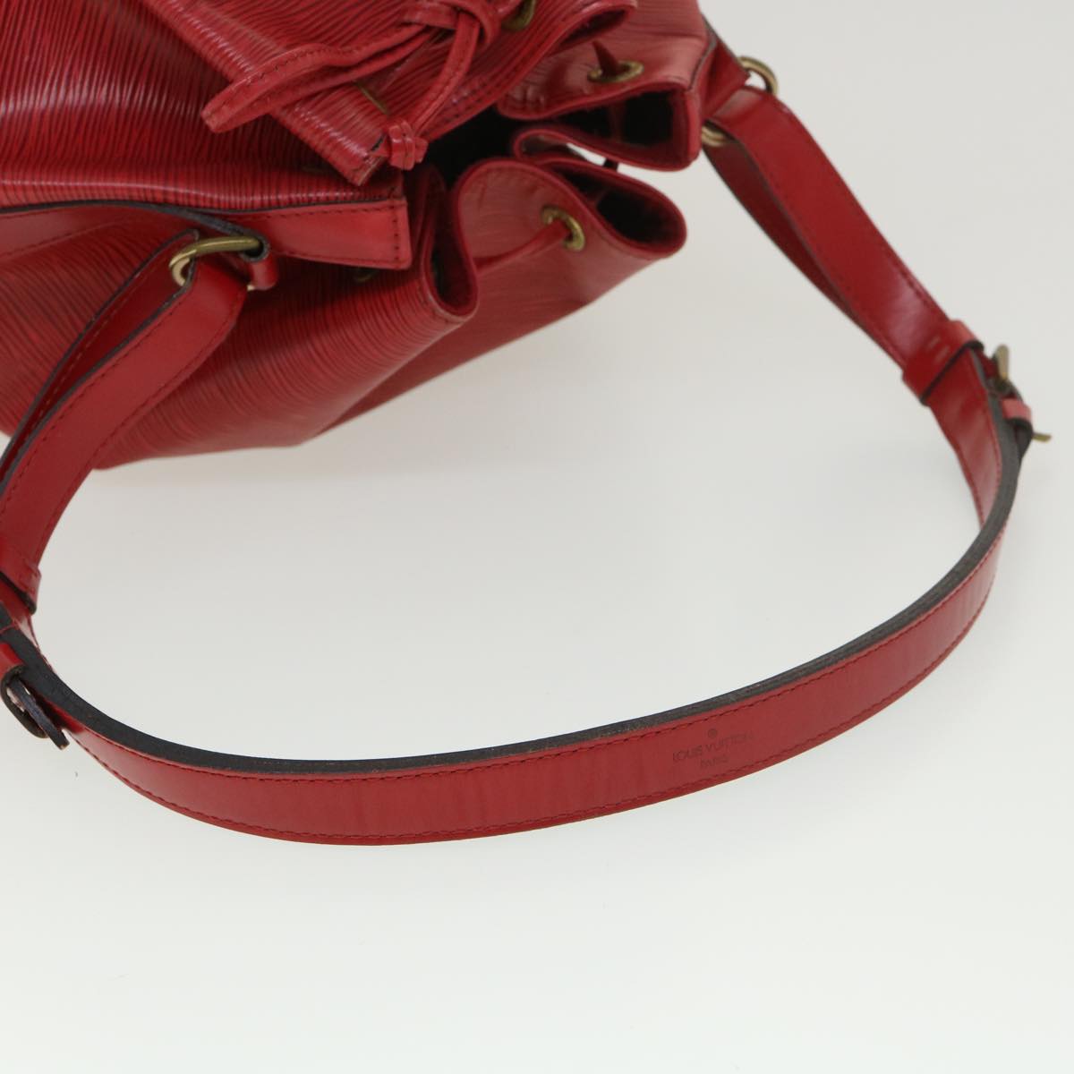 LOUIS VUITTON Epi Petit Noe Shoulder Bag Red M44107 LV Auth 39185