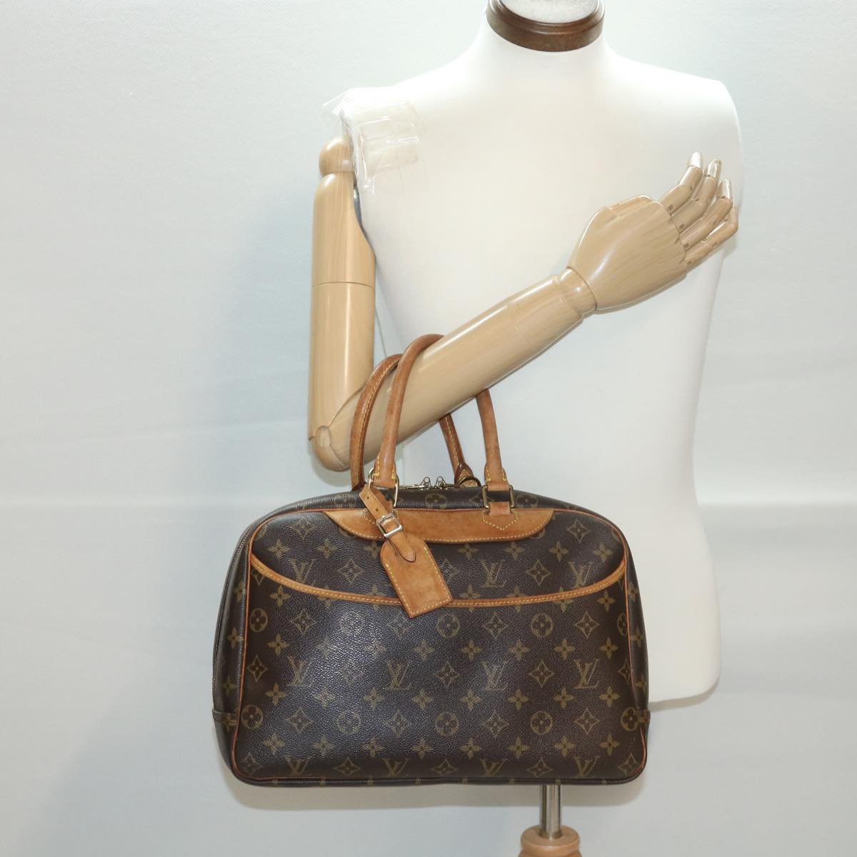 LOUIS VUITTON Monogram Deauville Hand Bag M47270 LV Auth 39187