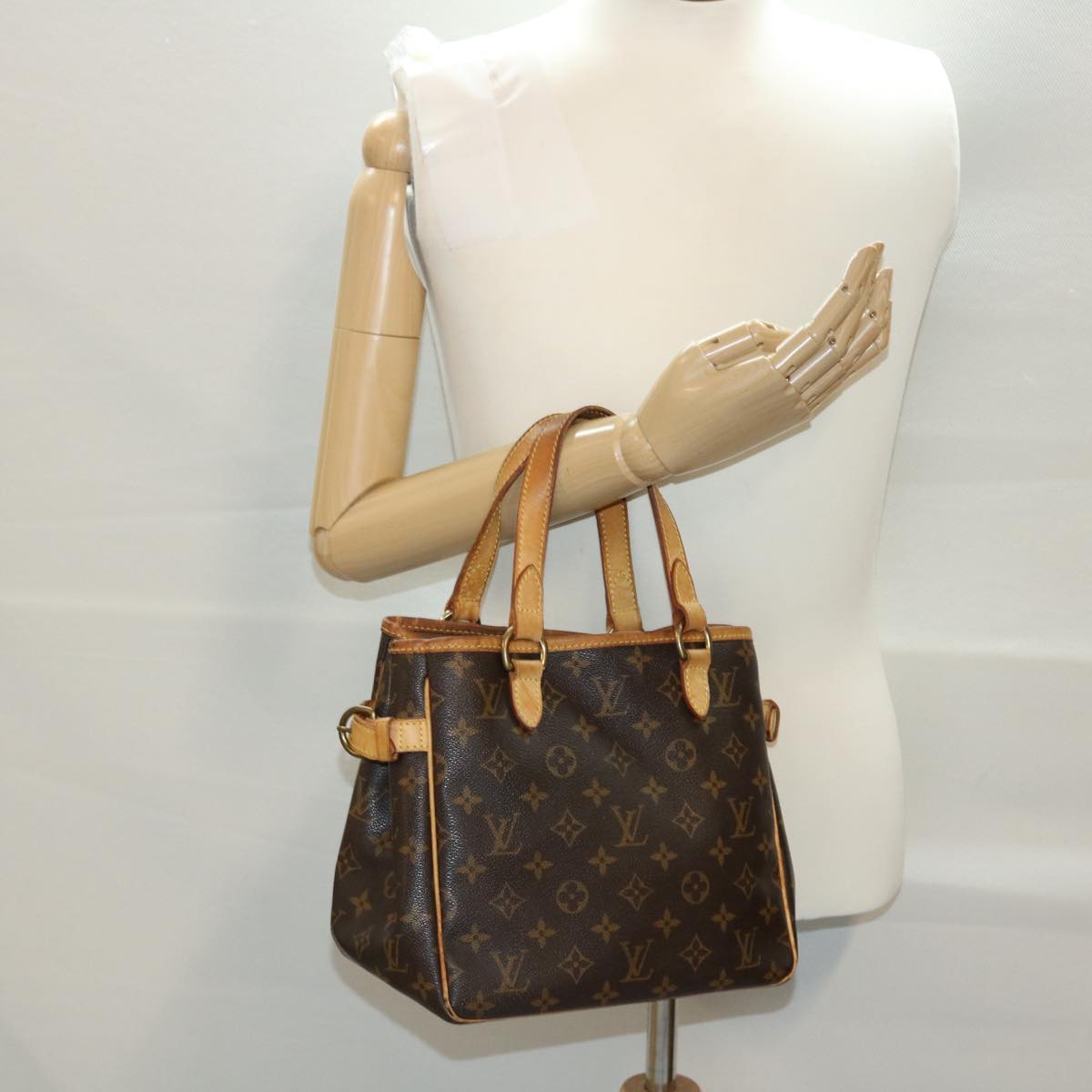 LOUIS VUITTON Monogram Batignolles Hand Bag M51156 LV Auth 39323