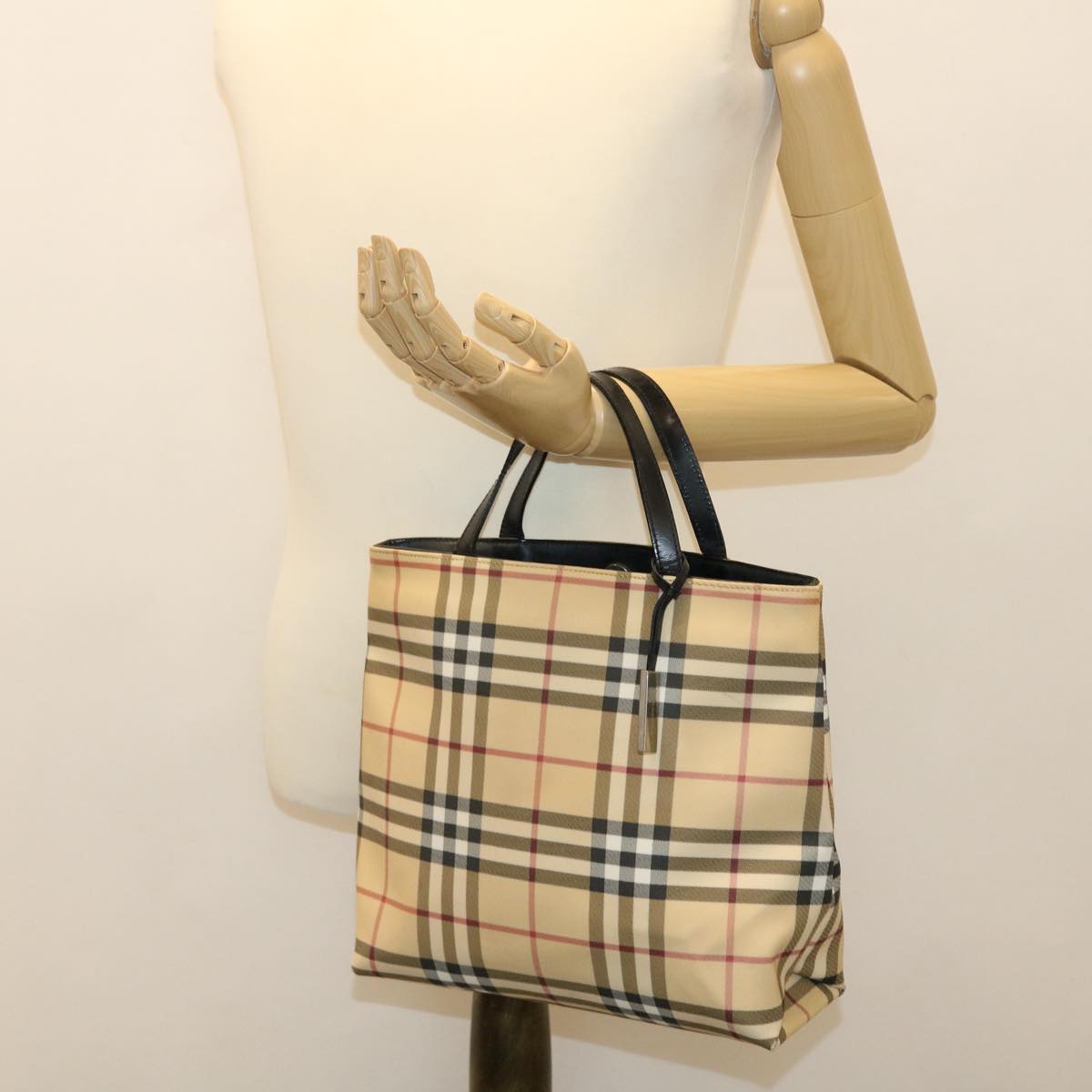 BURBERRY Nova Check Hand Bag Nylon Beige Auth 39651