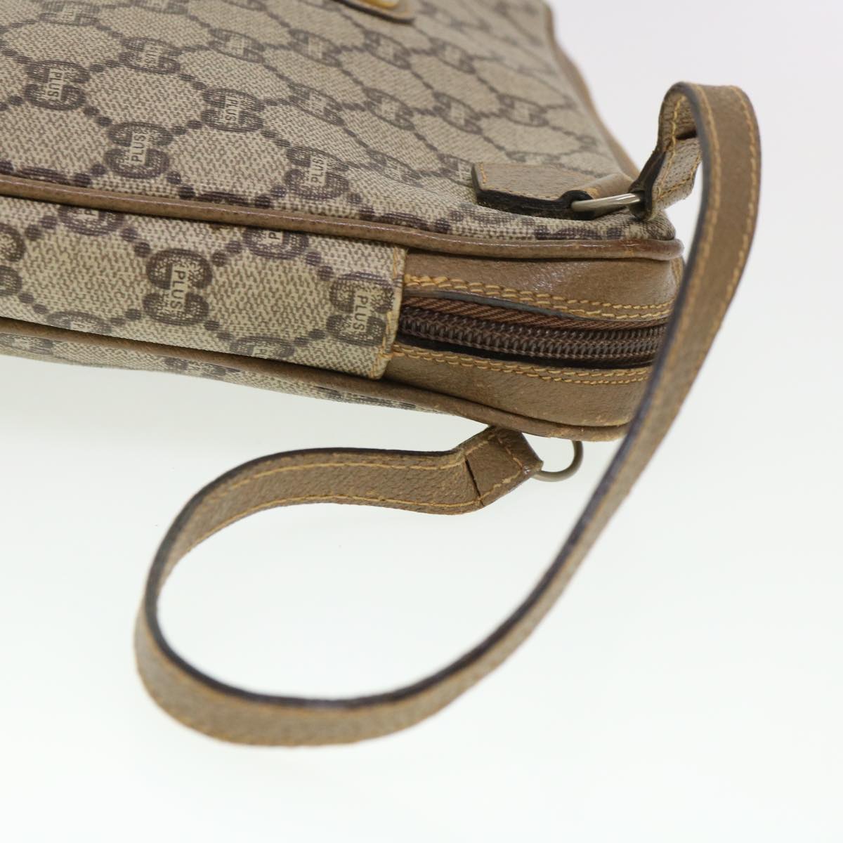 GUCCI GG Plus Canvas Clutch Bag PVC Leather Beige Auth 39703