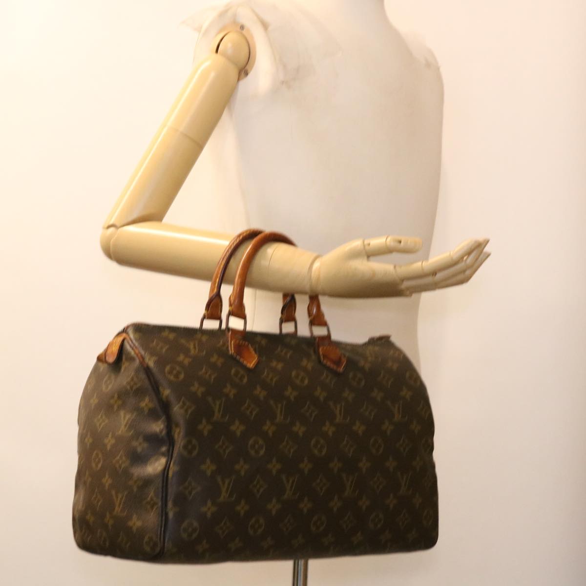 LOUIS VUITTON Monogram Speedy 35 Hand Bag M41524 LV Auth 39714