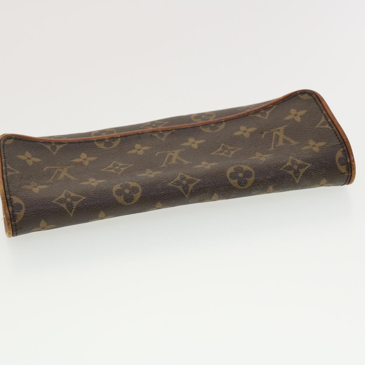 LOUIS VUITTON Monogram Pochette Twin GM Shoulder Bag M51852 LV Auth 39741