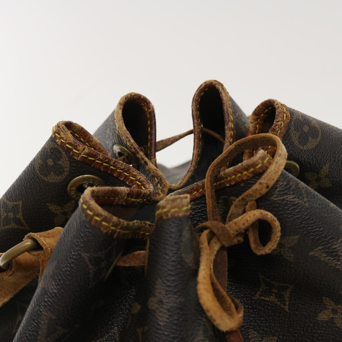 LOUIS VUITTON Monogram Noe Shoulder Bag M42224 LV Auth 39827