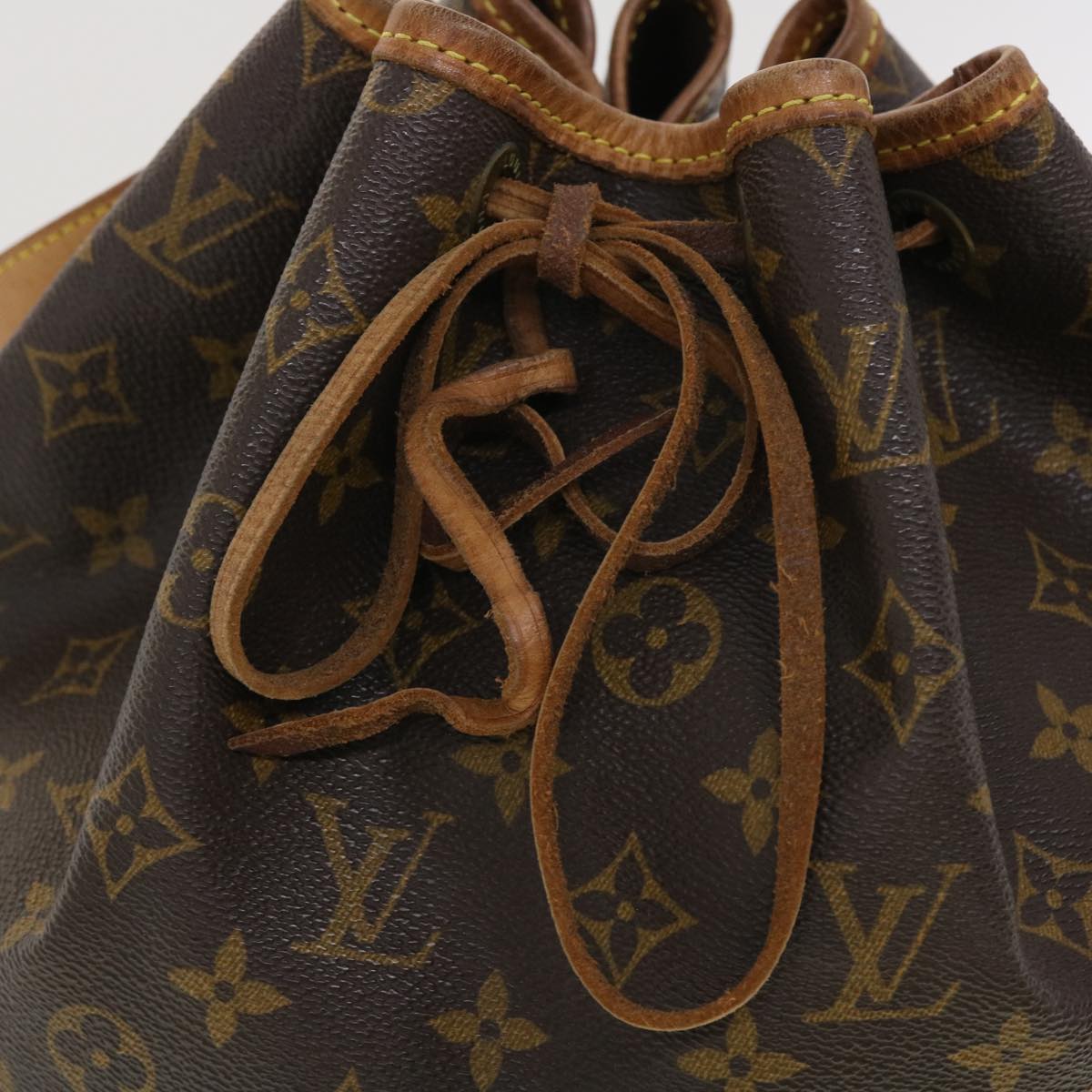 LOUIS VUITTON Monogram Noe Shoulder Bag M42224 LV Auth 39904