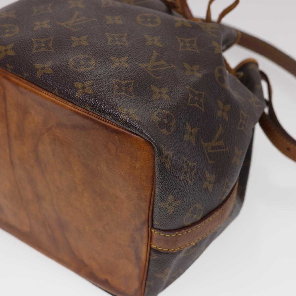 LOUIS VUITTON Monogram Petit Noe Shoulder Bag M42226 LV Auth 39980