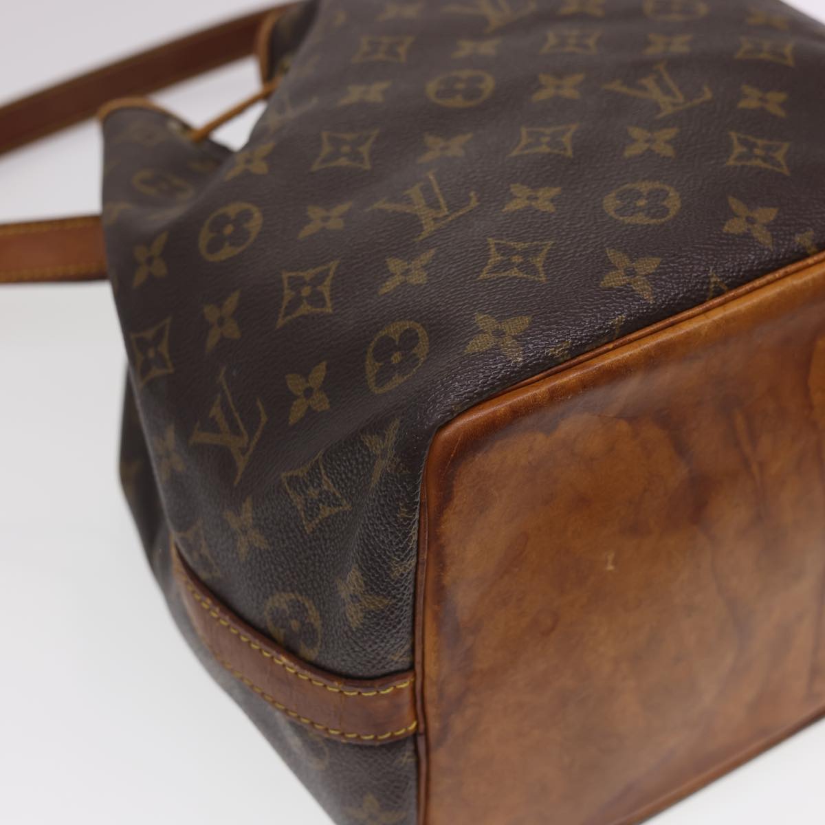 LOUIS VUITTON Monogram Petit Noe Shoulder Bag M42226 LV Auth 39980