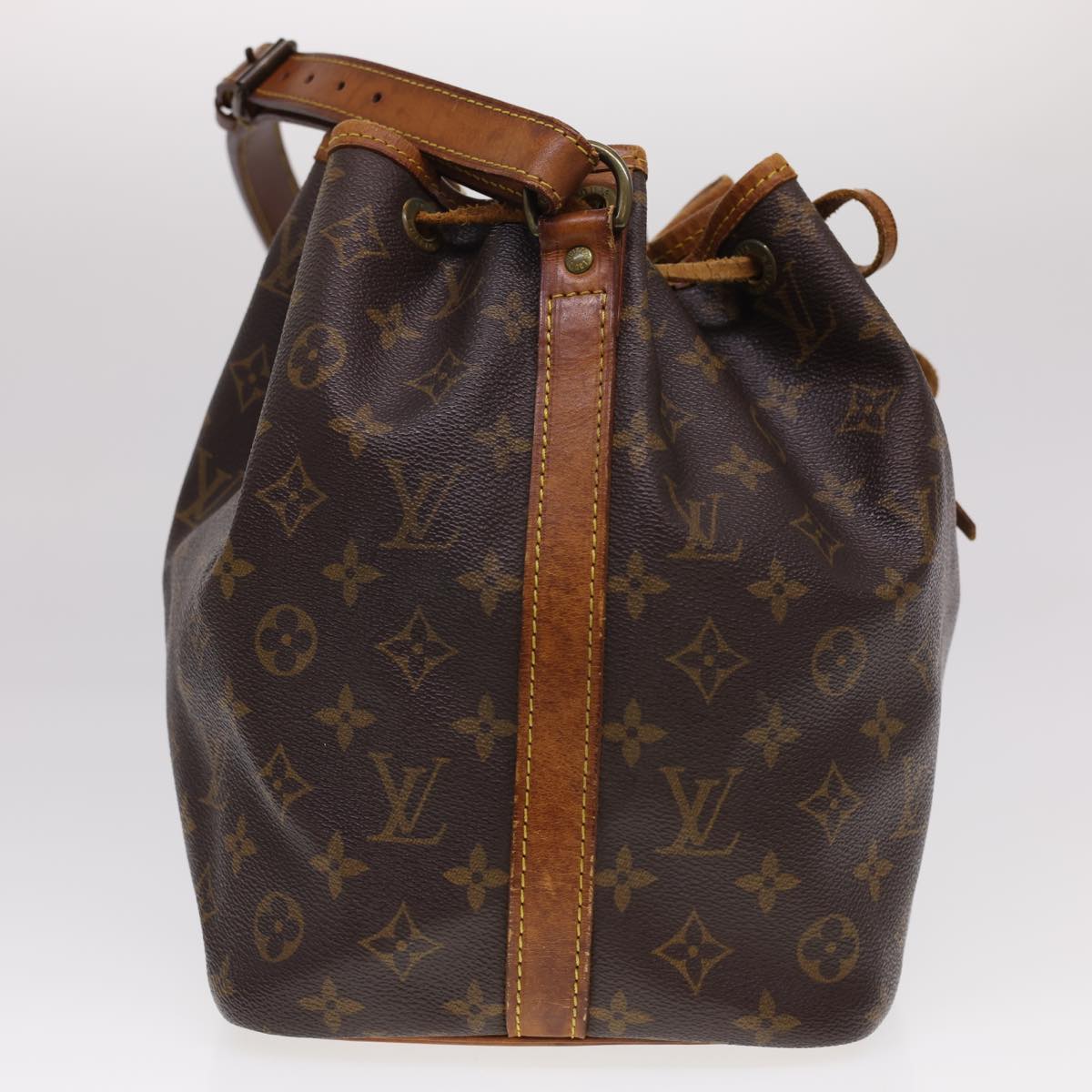 LOUIS VUITTON Monogram Petit Noe Shoulder Bag M42226 LV Auth 39980