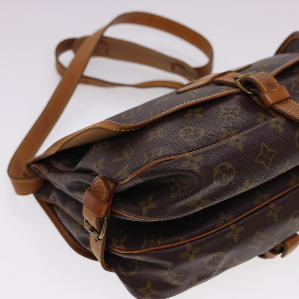 LOUIS VUITTON Monogram Saumur 30 Shoulder Bag M42256 LV Auth 40092