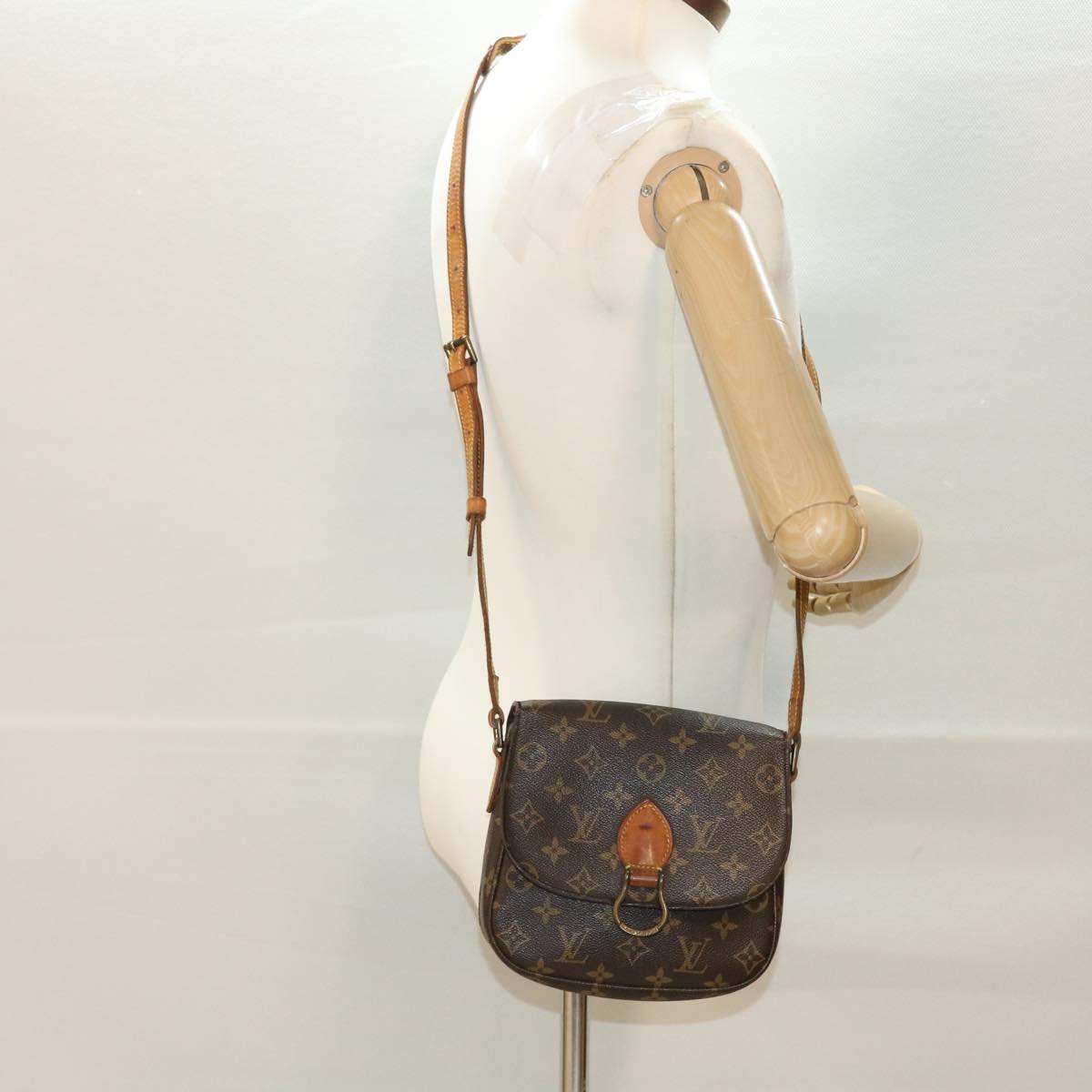 LOUIS VUITTON Monogram Saint Cloud MM Shoulder Bag M51243 LV Auth 40144