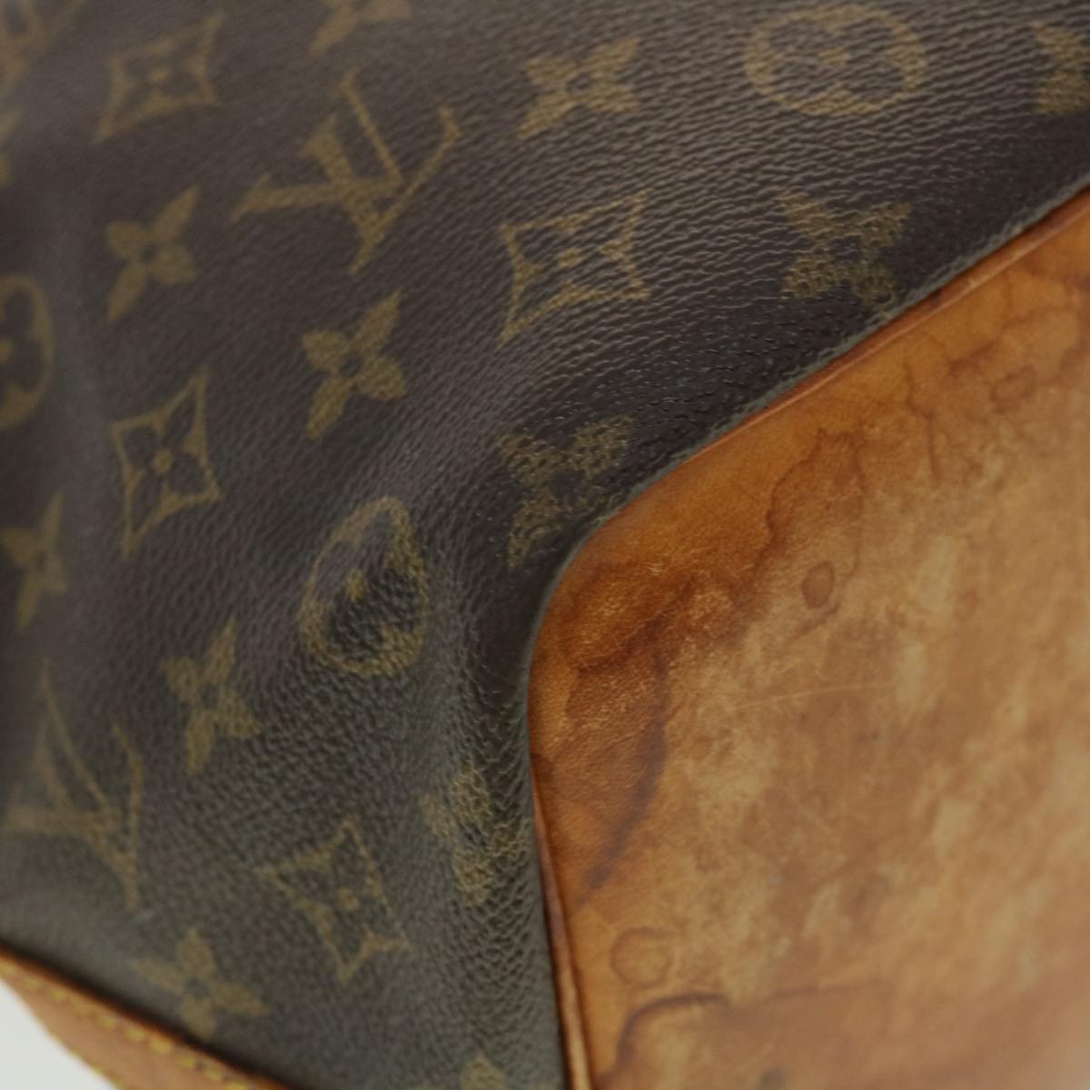 LOUIS VUITTON Monogram Petit Noe Shoulder Bag M42226 LV Auth 40179