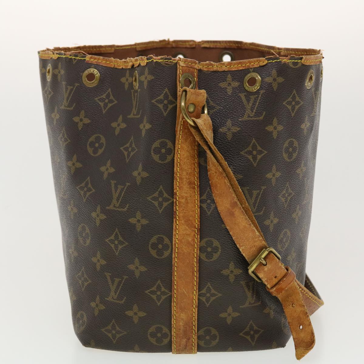 LOUIS VUITTON Monogram Petit Noe Shoulder Bag M42226 LV Auth 40179