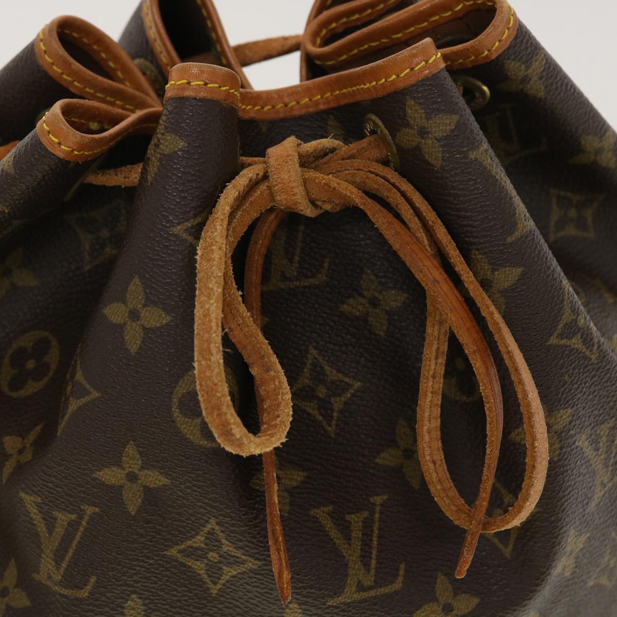 LOUIS VUITTON Monogram Petit Noe Shoulder Bag M42226 LV Auth 40293