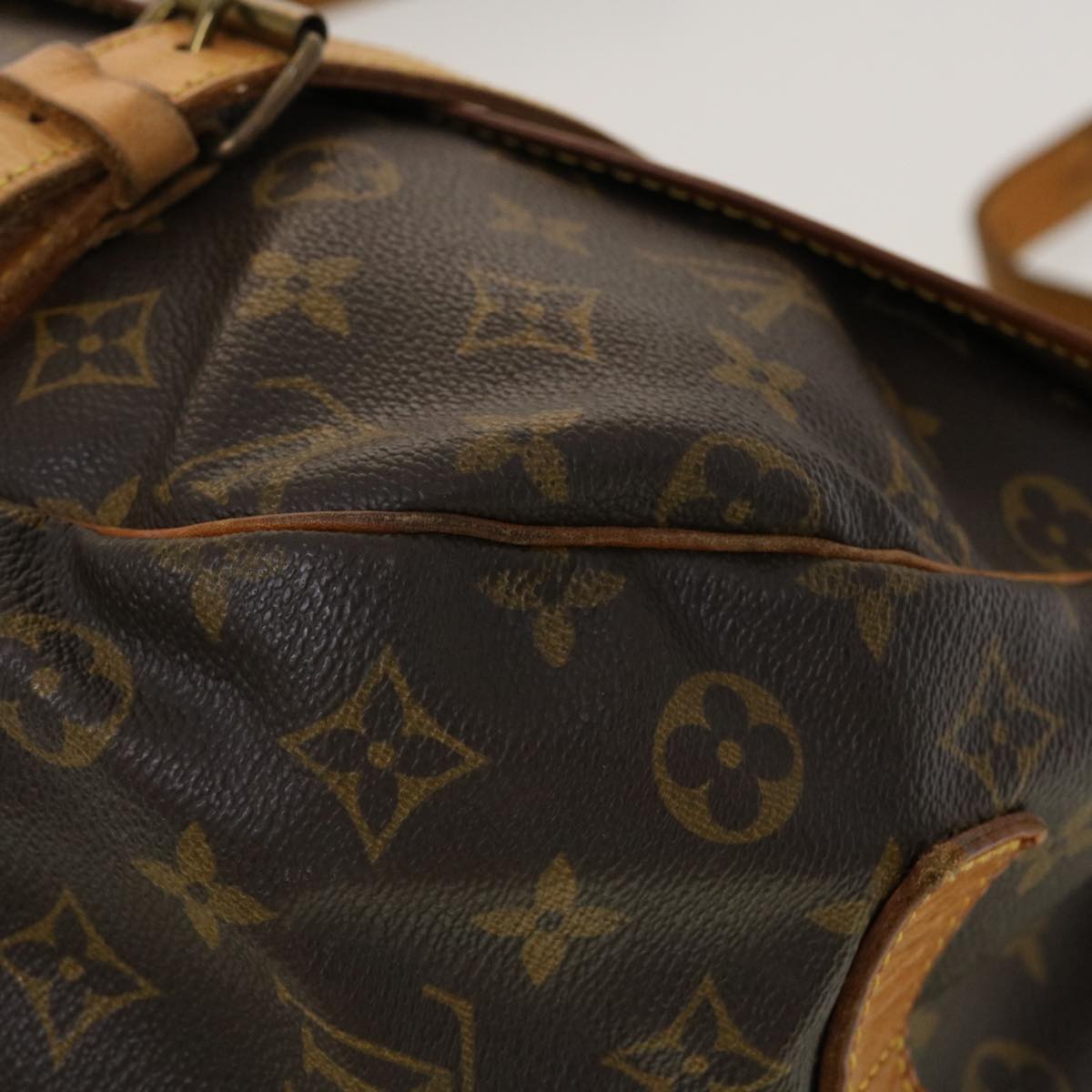 LOUIS VUITTON Monogram Saumur 43 Shoulder Bag M42252 LV Auth 40297