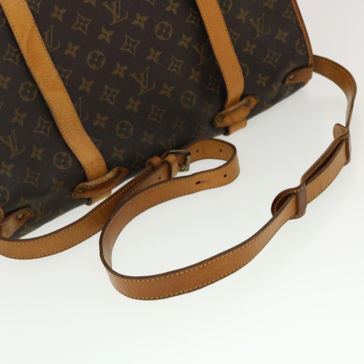 LOUIS VUITTON Monogram Saumur 43 Shoulder Bag M42252 LV Auth 40297