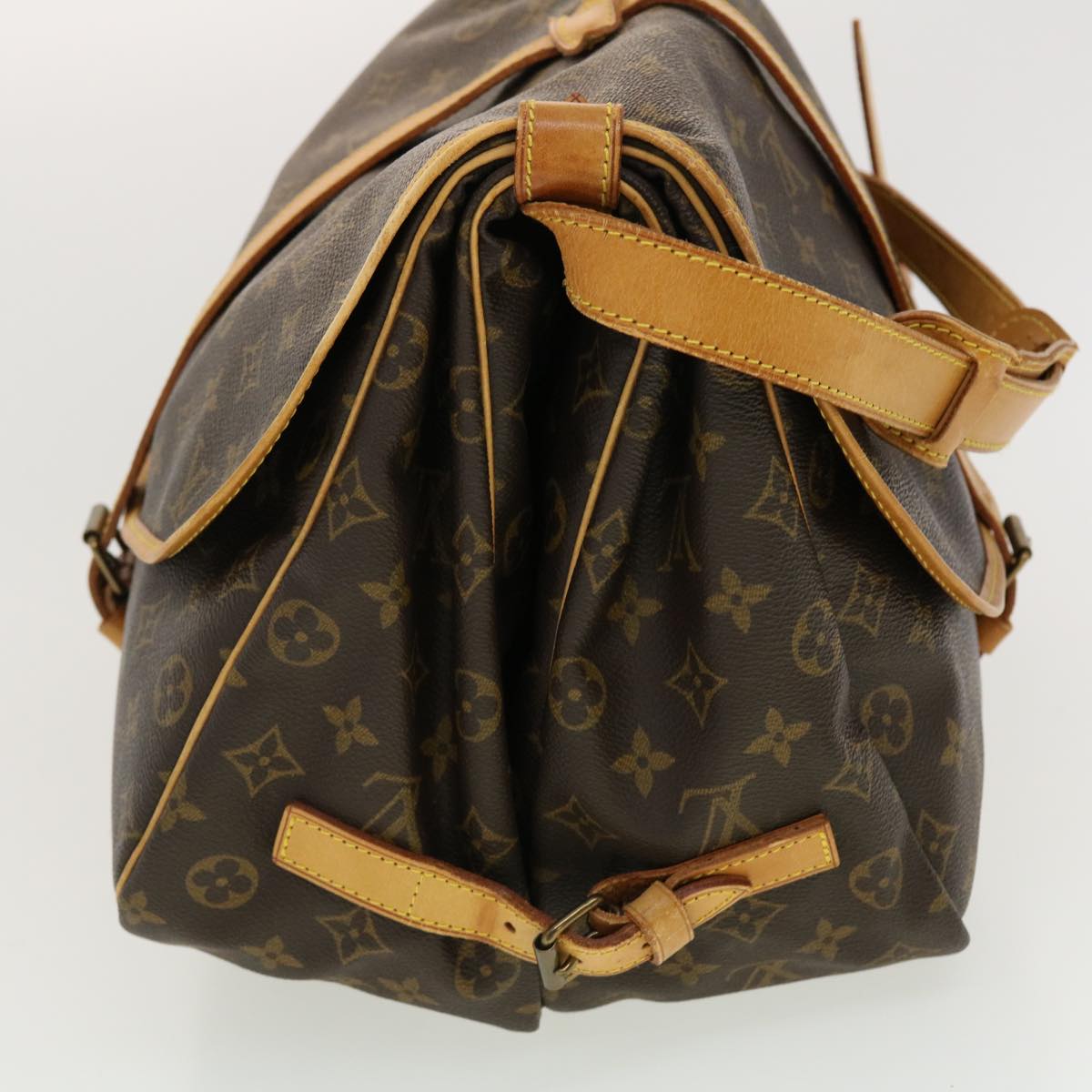 LOUIS VUITTON Monogram Saumur 35 Shoulder Bag M42254 LV Auth 40298