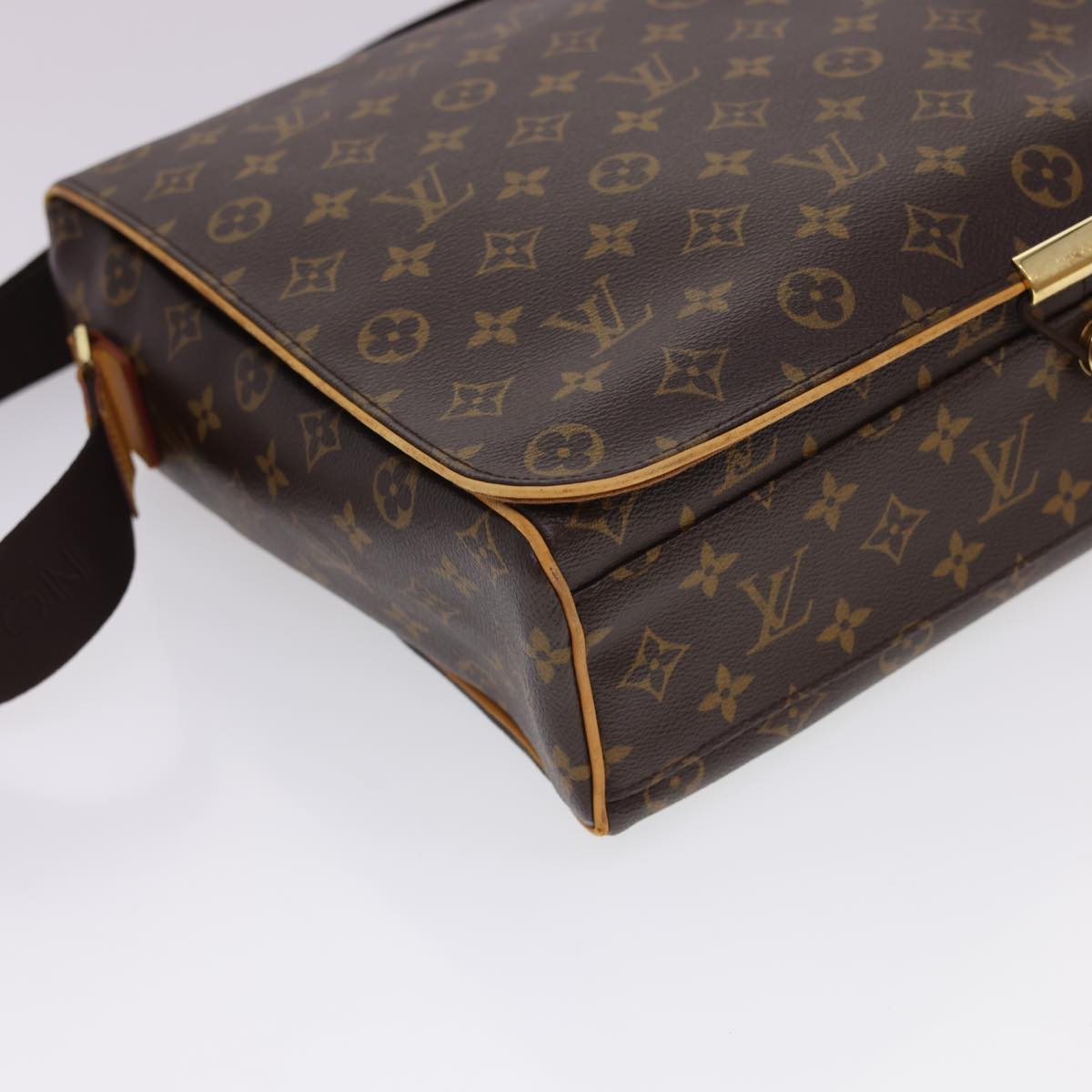 LOUIS VUITTON Monogram Abbesses Shoulder Bag M45257 LV Auth 40320