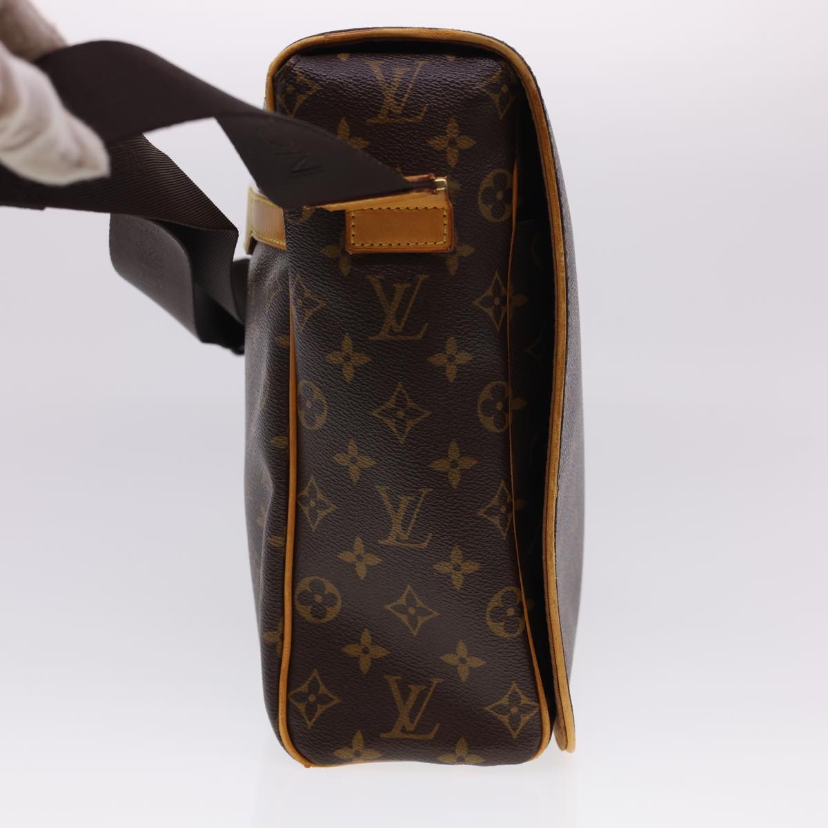 LOUIS VUITTON Monogram Abbesses Shoulder Bag M45257 LV Auth 40320