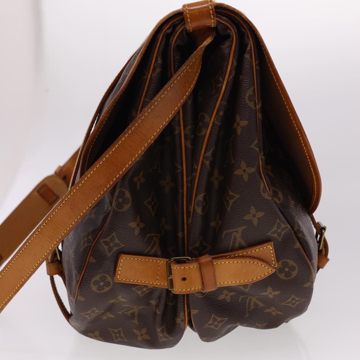 LOUIS VUITTON Monogram Saumur 43 Shoulder Bag M42252 LV Auth 40442