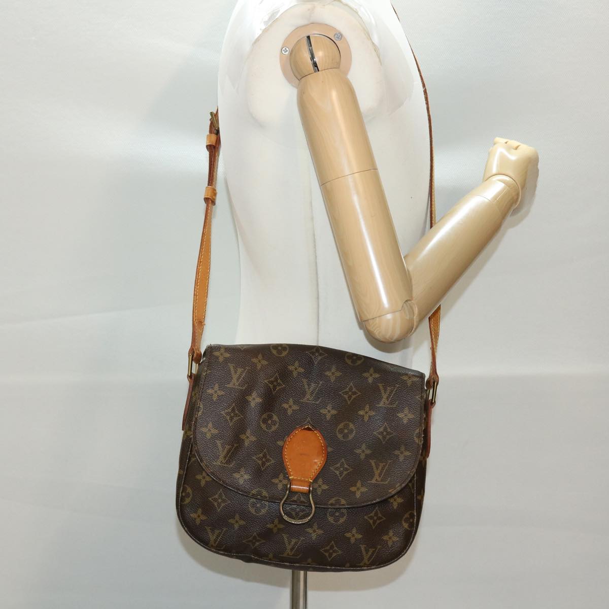 LOUIS VUITTON Monogram Saint Cloud GM Shoulder Bag M51242 LV Auth 40444