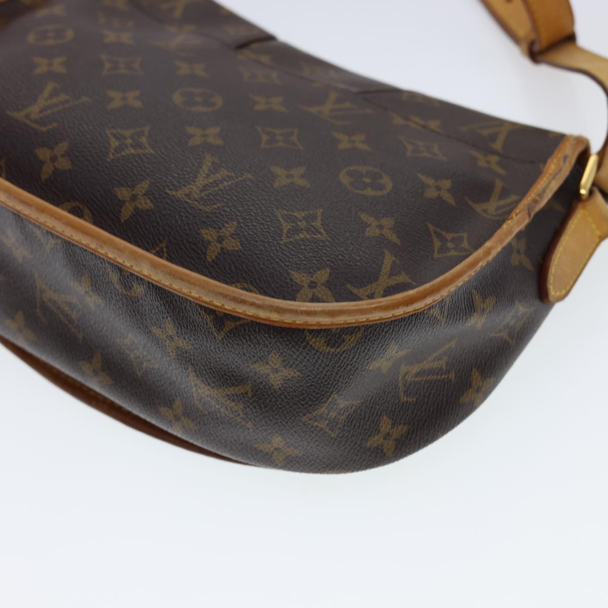 LOUIS VUITTON Monogram Menilmontant PM Shoulder Bag M40474 LV Auth 40480