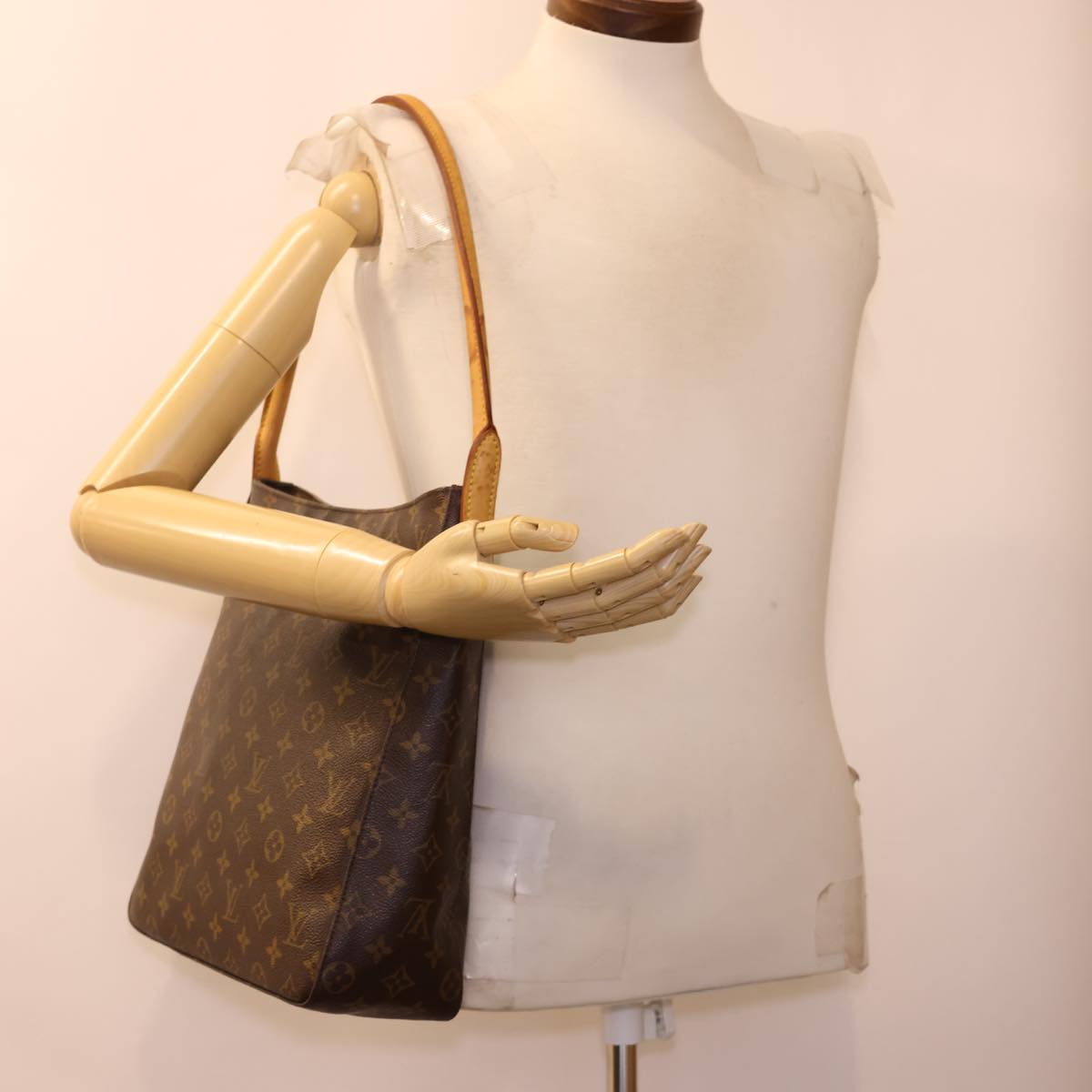 LOUIS VUITTON Monogram Looping GM Shoulder Bag M51145 LV Auth 40509