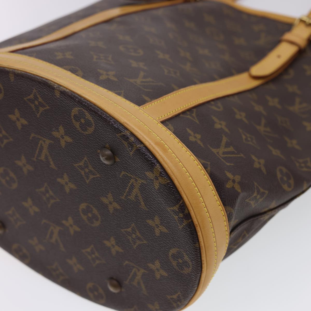 LOUIS VUITTON Monogram Bucket GM Shoulder Bag M42236 LV Auth 40523