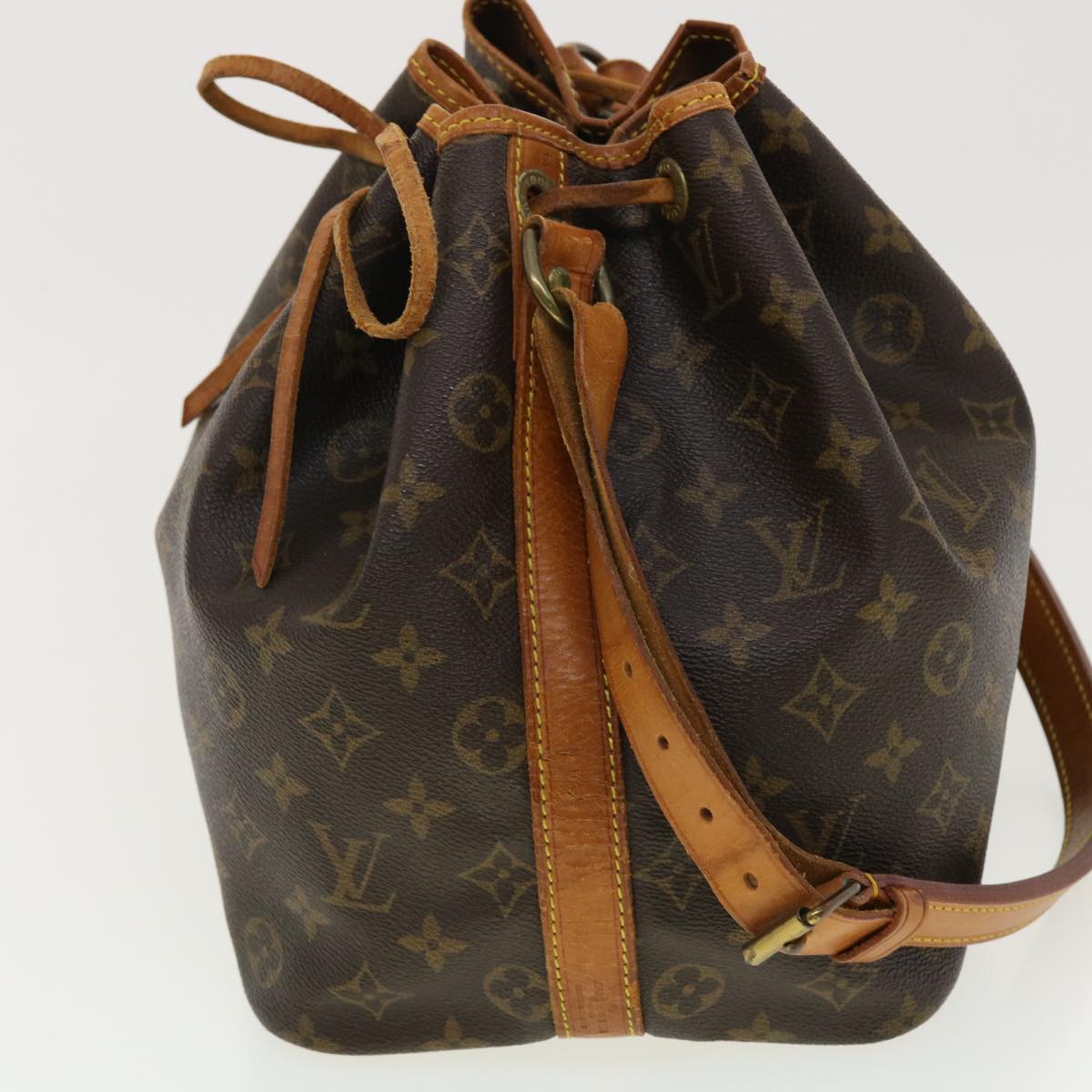 LOUIS VUITTON Monogram Petit Noe Shoulder Bag M42226 LV Auth 40662