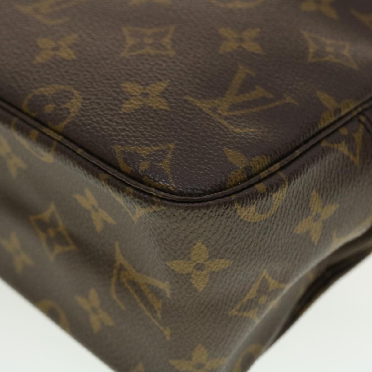 LOUIS VUITTON Monogram Trousse Toilette 28 Clutch Bag M47522 LV Auth 40668