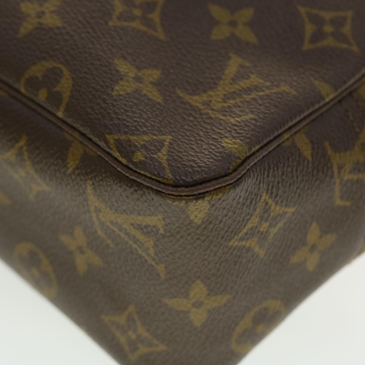 LOUIS VUITTON Monogram Trousse Toilette 28 Clutch Bag M47522 LV Auth 40670