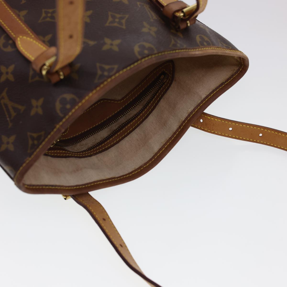 LOUIS VUITTON Monogram Bucket GM Shoulder Bag M42236 LV Auth 40740