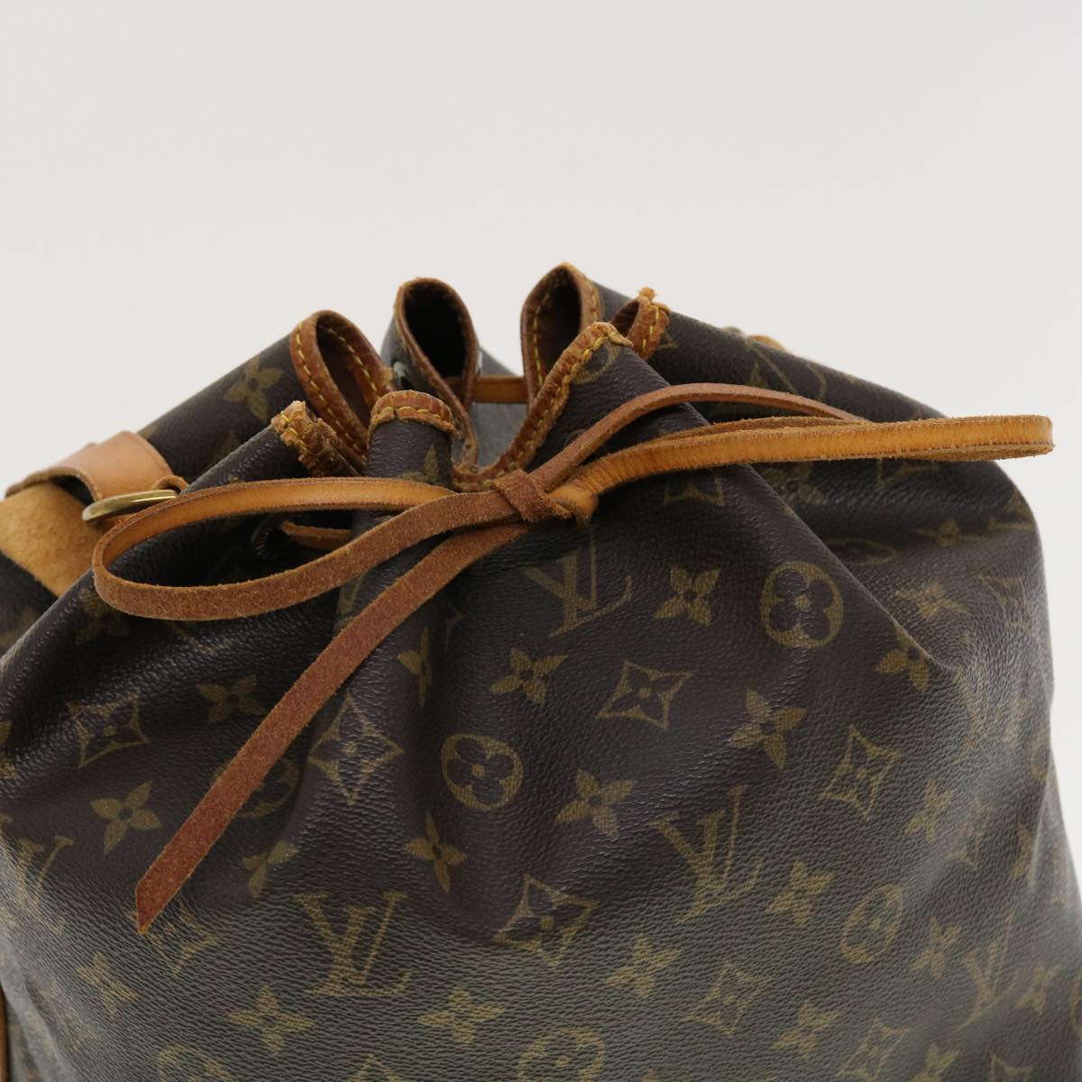 LOUIS VUITTON Monogram Petit Noe Shoulder Bag M42226 LV Auth 40789