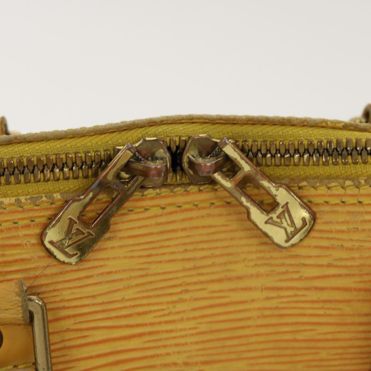 LOUIS VUITTON Epi Alma Hand Bag Tassili Yellow M52149 LV Auth 41074