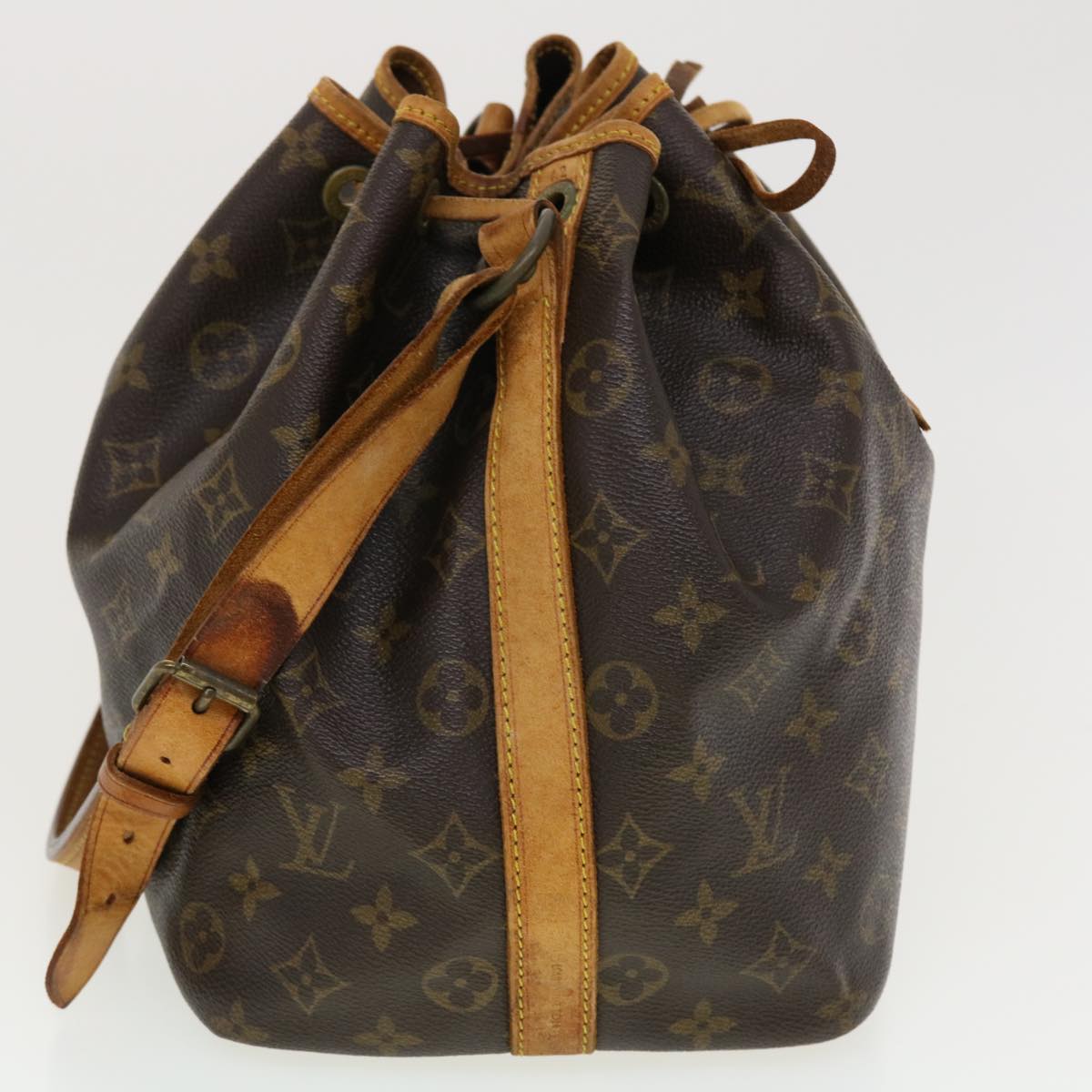 LOUIS VUITTON Monogram Petit Noe Shoulder Bag M42226 LV Auth 41088