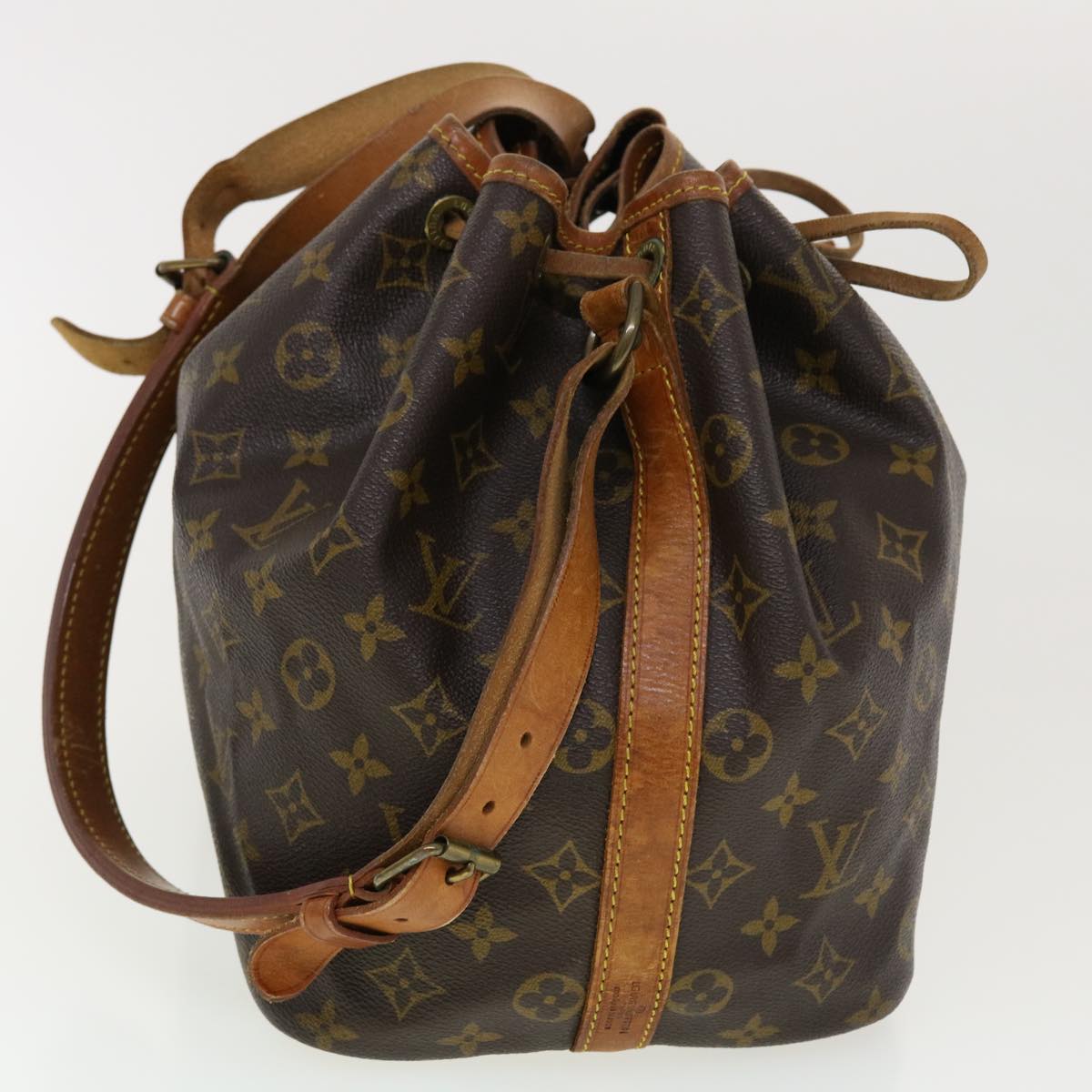 LOUIS VUITTON Monogram Petit Noe Shoulder Bag M42226 LV Auth 41117