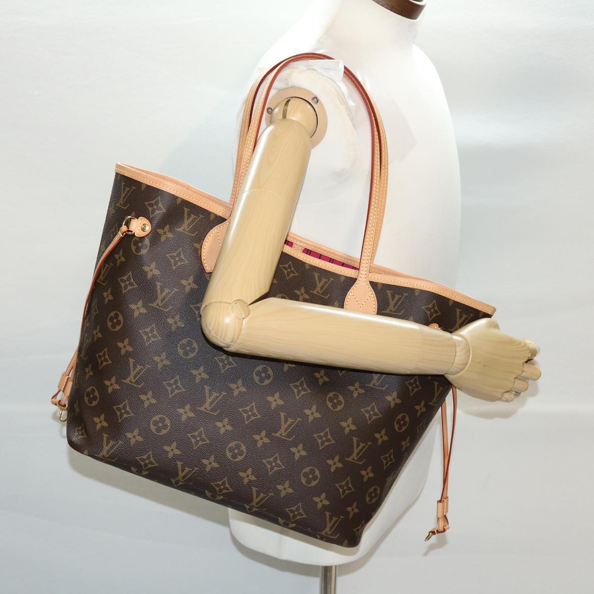 LOUIS VUITTON Monogram Neverfull MM Tote Bag M40156 LV Auth 41154A