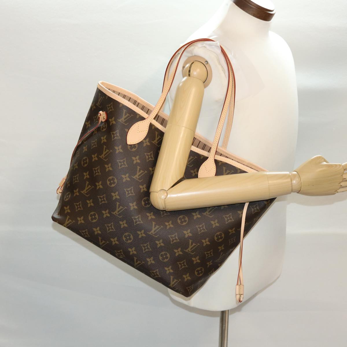 LOUIS VUITTON Monogram Neverfull MM Tote Bag M40156 LV Auth 41155A