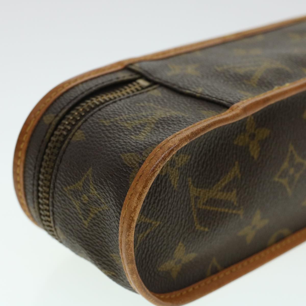 LOUIS VUITTON Monogram Tennis Ball Case LV Auth 41159