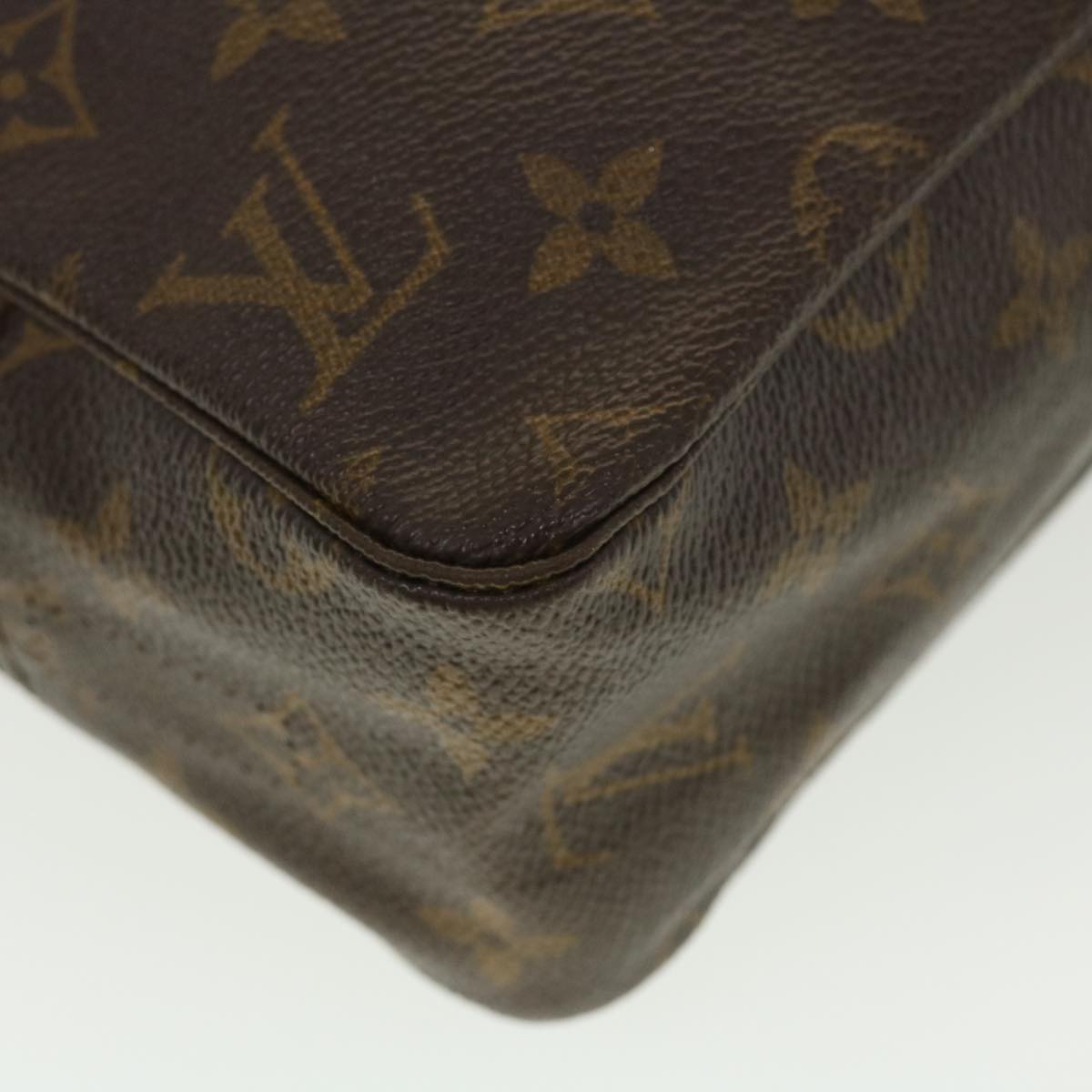 LOUIS VUITTON Monogram Trousse Toilette 28 Clutch Bag M47522 LV Auth 41208