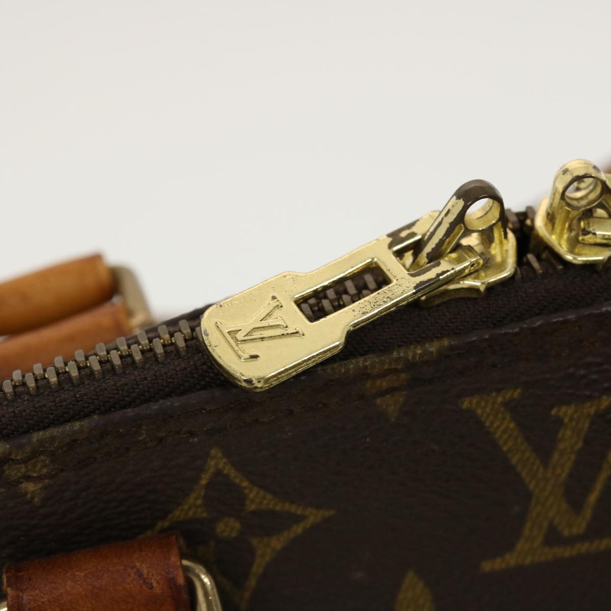 LOUIS VUITTON Monogram Alma Hand Bag M51130 LV Auth 41244