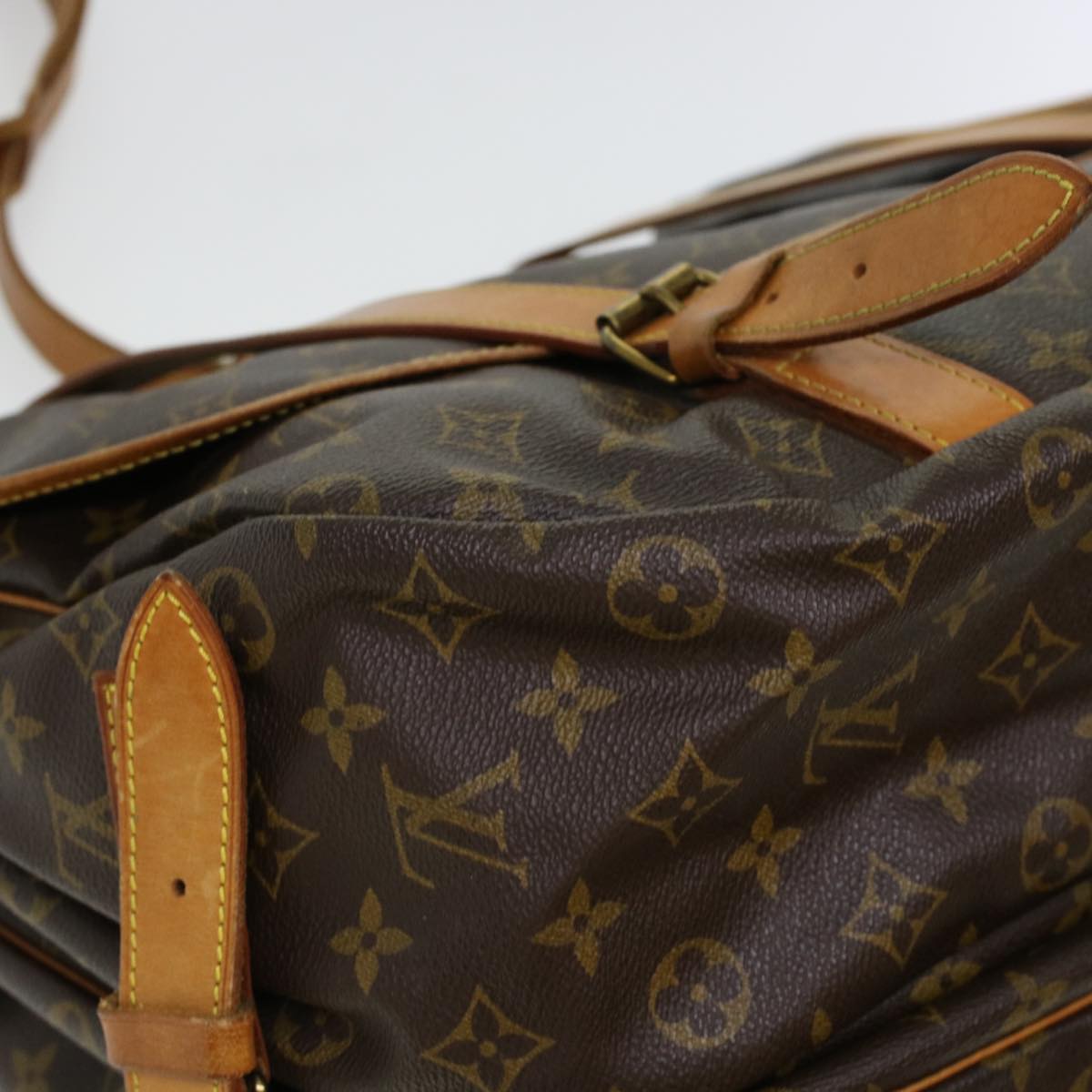 LOUIS VUITTON Monogram Saumur 43 Shoulder Bag M42252 LV Auth 41498