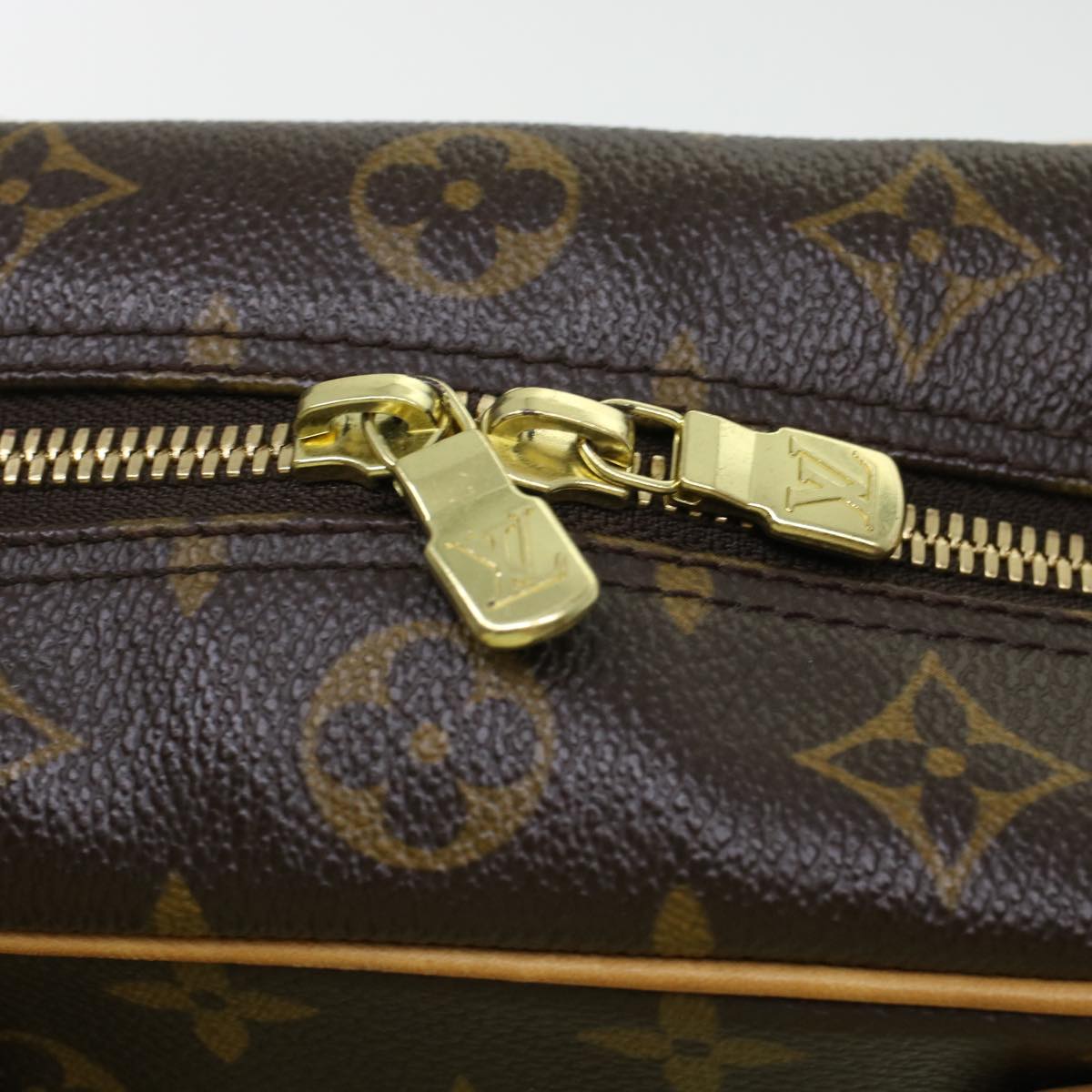 LOUIS VUITTON Monogram Excentri Cite Hand Bag M51161 LV Auth 41505