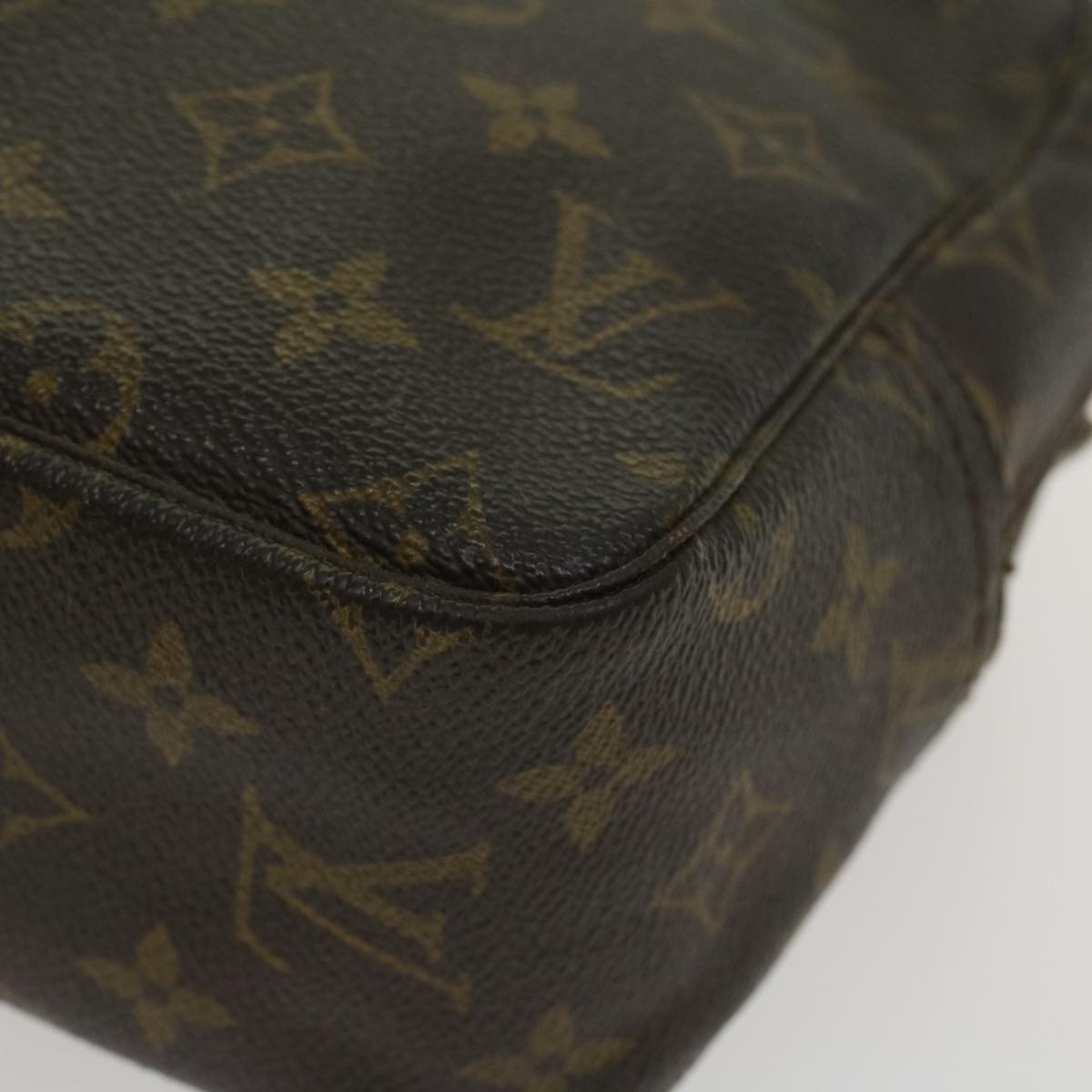 LOUIS VUITTON Monogram Trousse Toilette 28 Clutch Bag M47522 LV Auth 41575