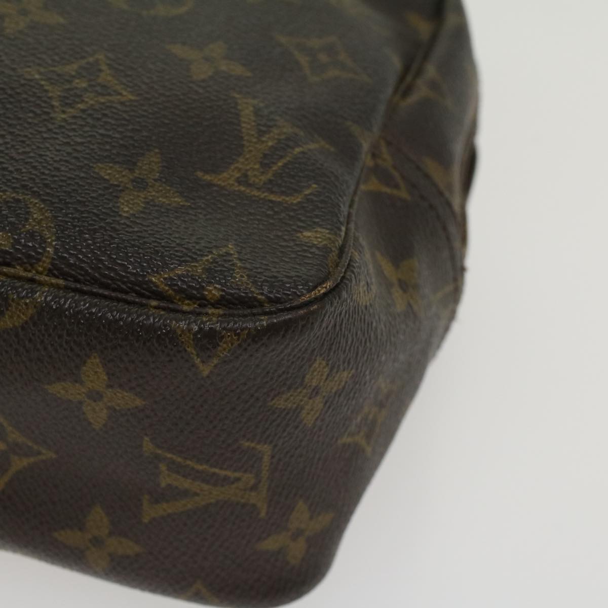 LOUIS VUITTON Monogram Trousse Toilette 28 Clutch Bag M47522 LV Auth 41575