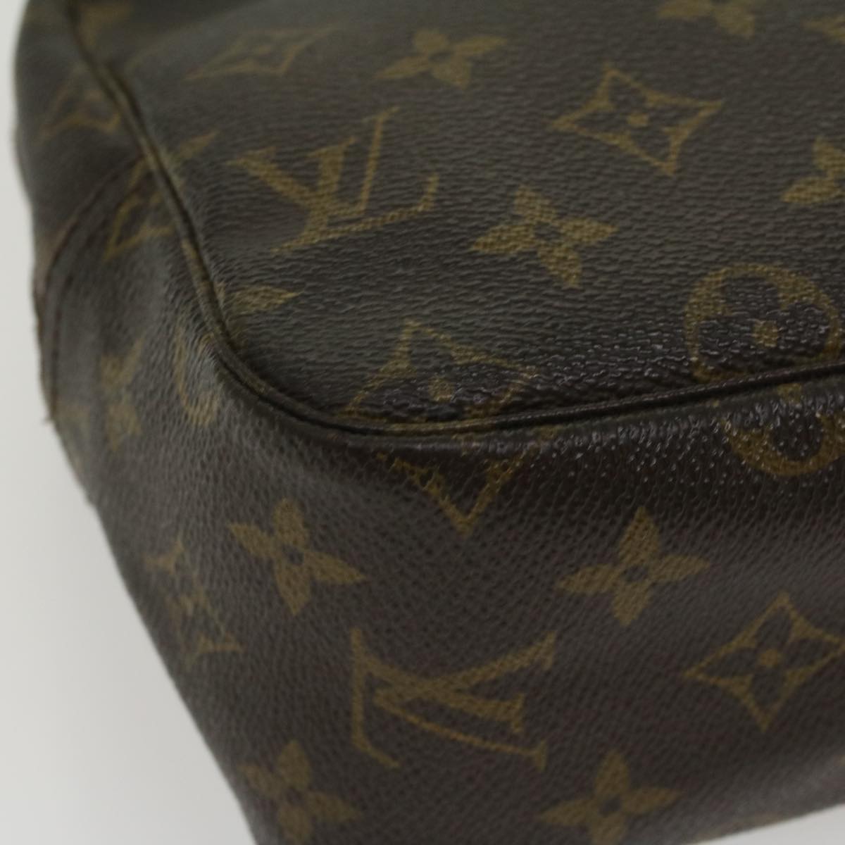 LOUIS VUITTON Monogram Trousse Toilette 28 Clutch Bag M47522 LV Auth 41575