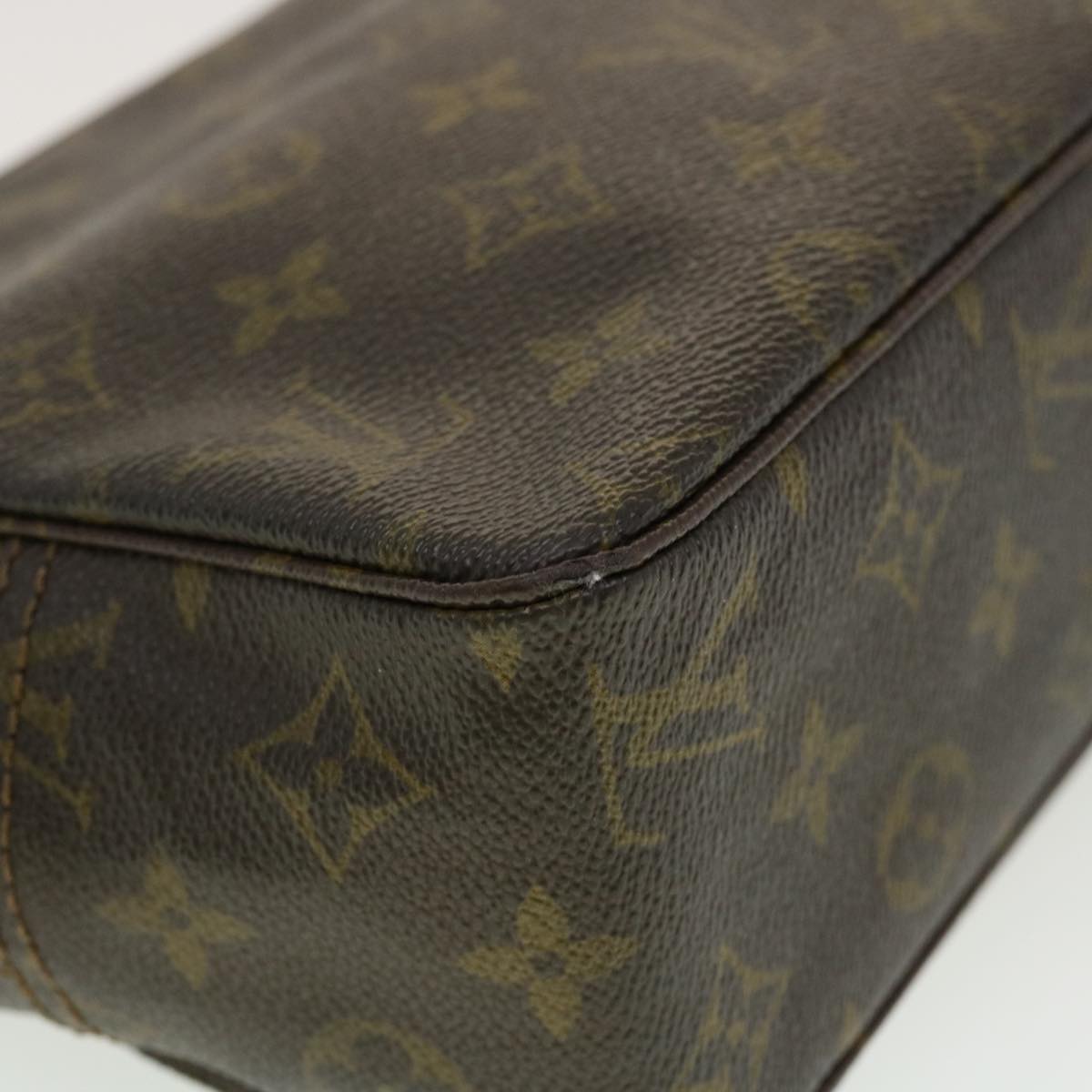 LOUIS VUITTON Monogram Trousse Toilette 28 Clutch Bag M47522 LV Auth 41650