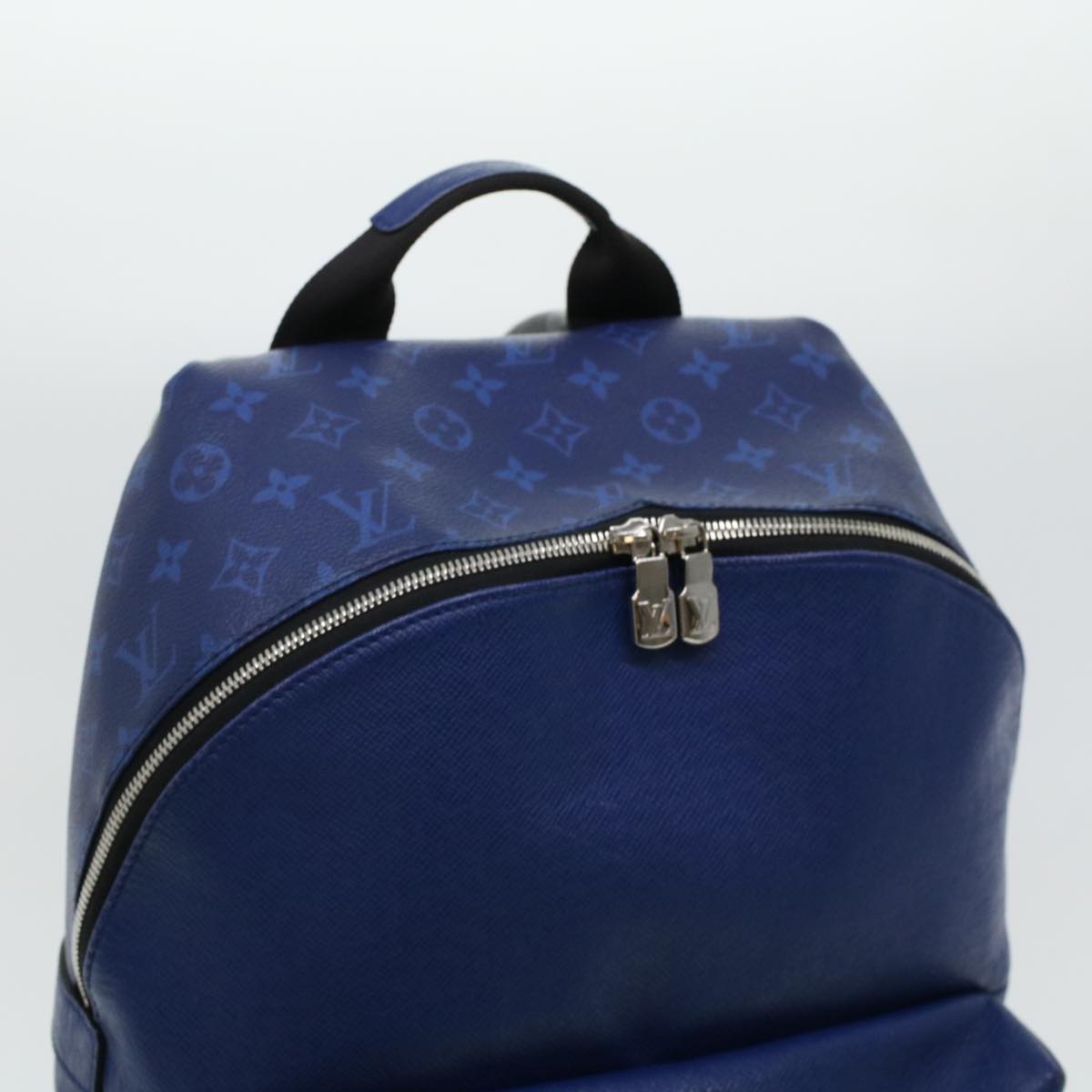 LOUIS VUITTON Taigalama Discovery Backpack Blue M30229 LV Auth 42156